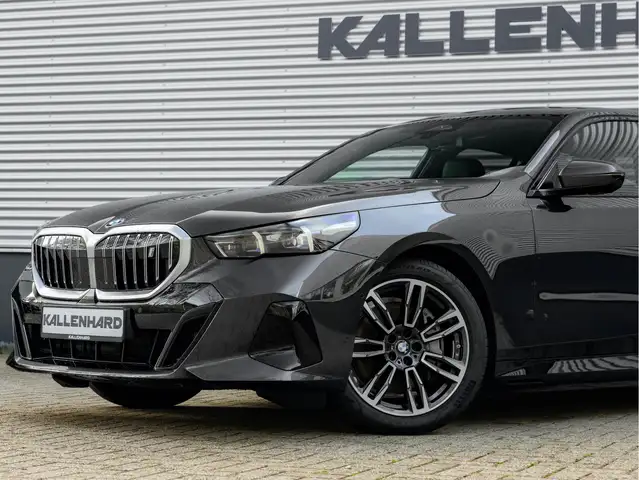 BMW I5 view 7