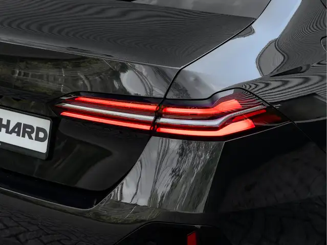 BMW I5 view 11
