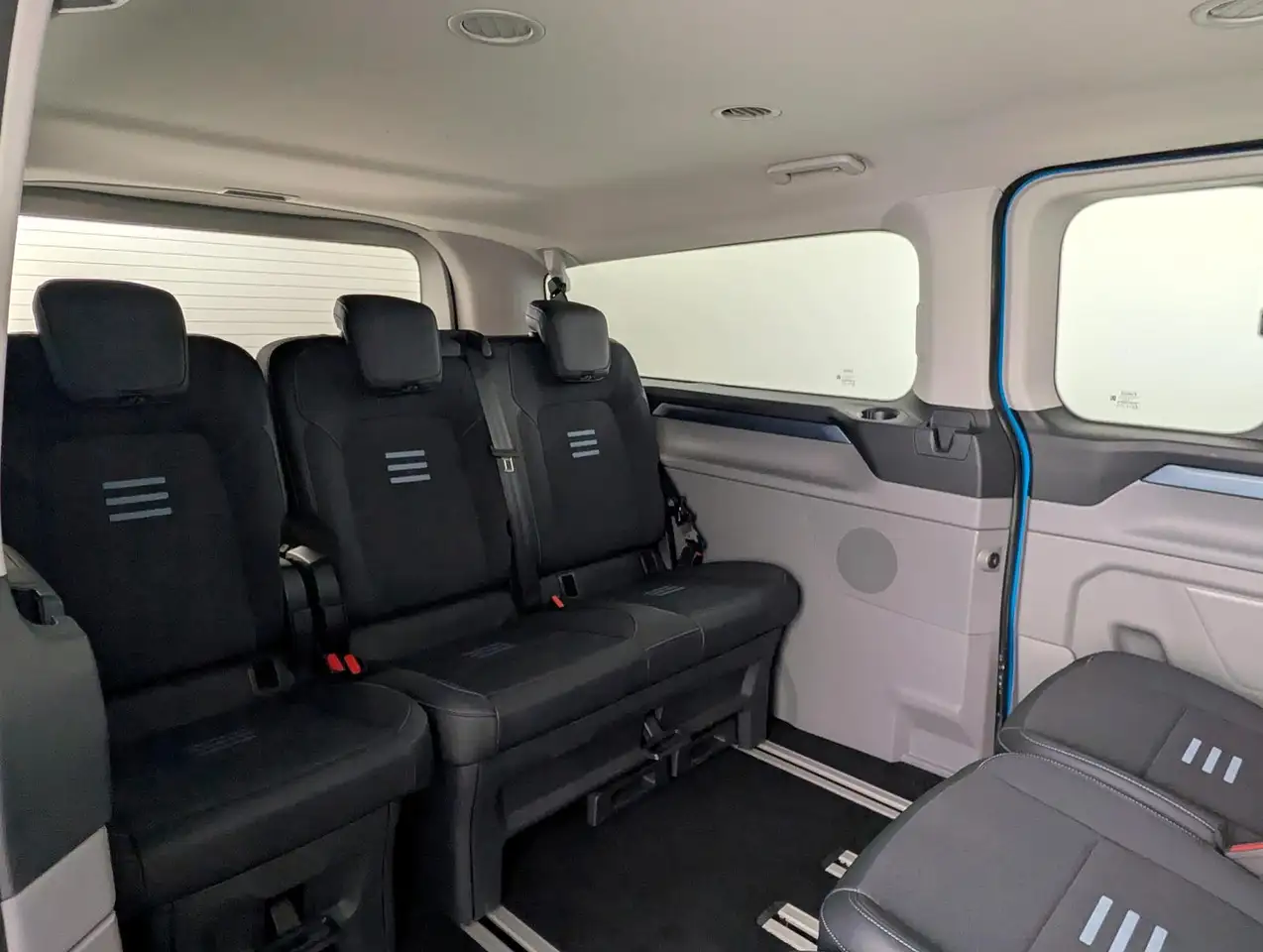 Ford Tourneo 2.0 L2 Active AHK+3 Zonen Klima, миниатюра 11