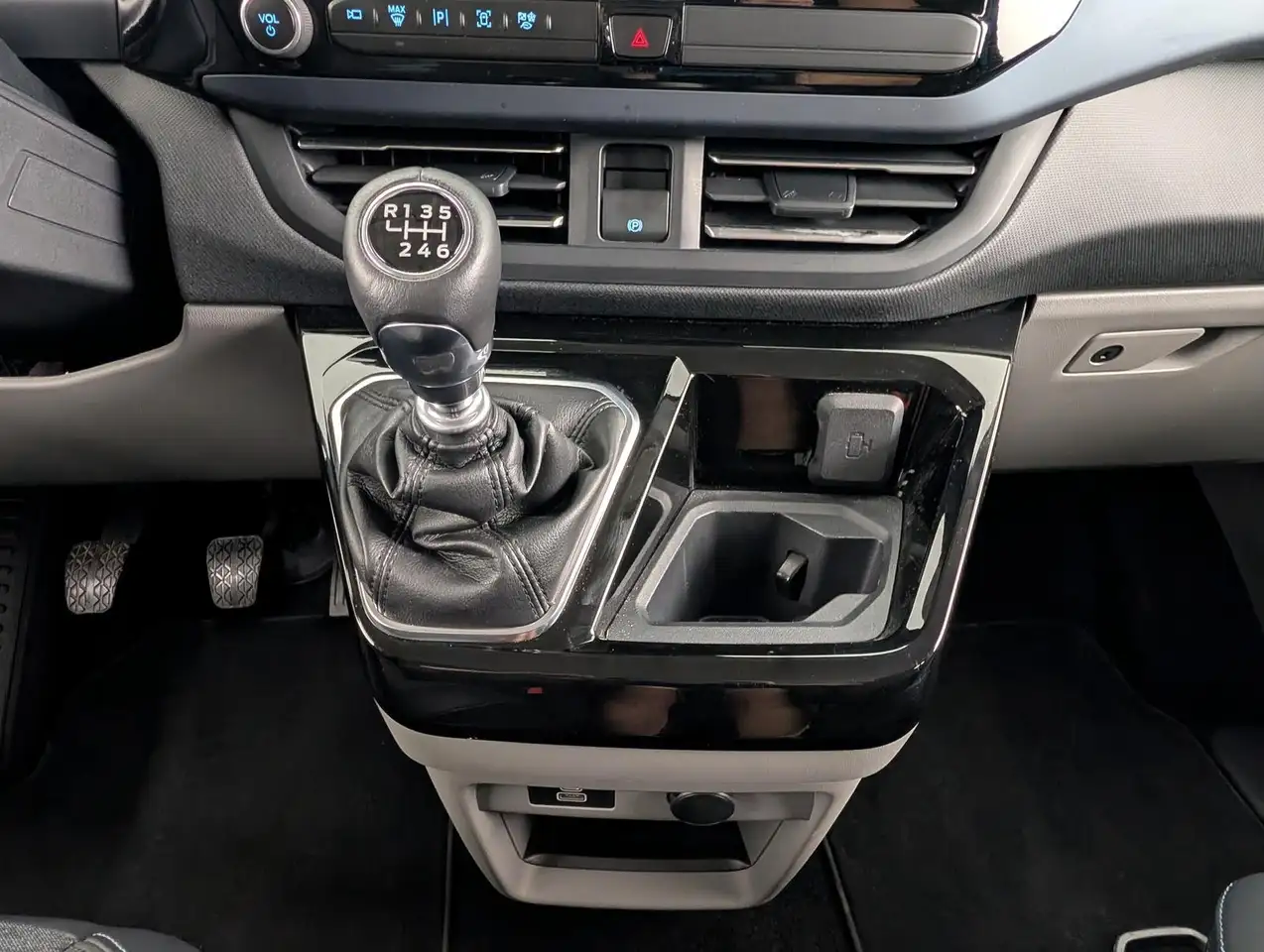 Ford Tourneo 2.0 L2 Active AHK+3 Zonen Klima, миниатюра 22