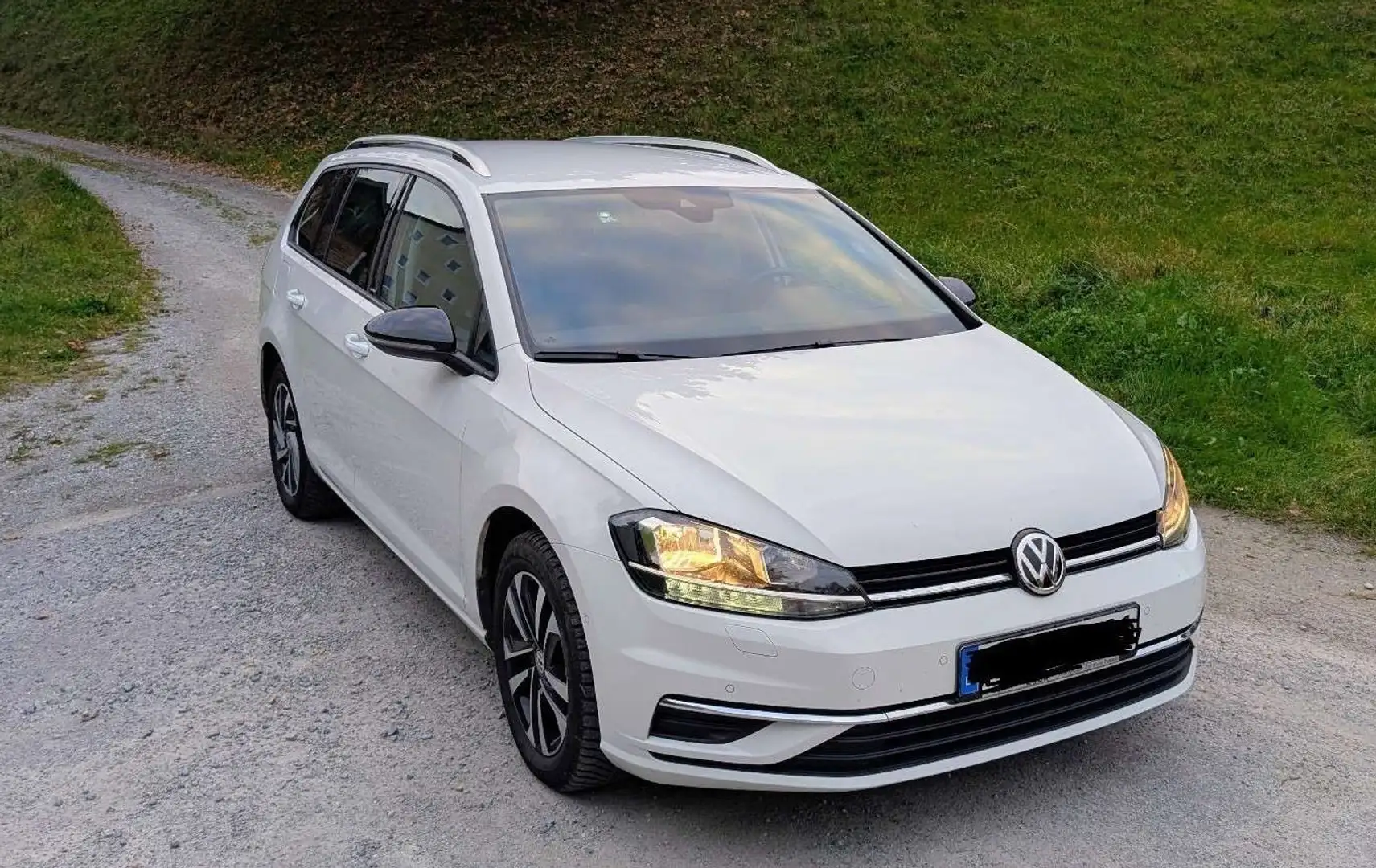 Volkswagen Golf Variant IQ.DRIVE Start-Stopp, TDI 2.0 DSG White - 2