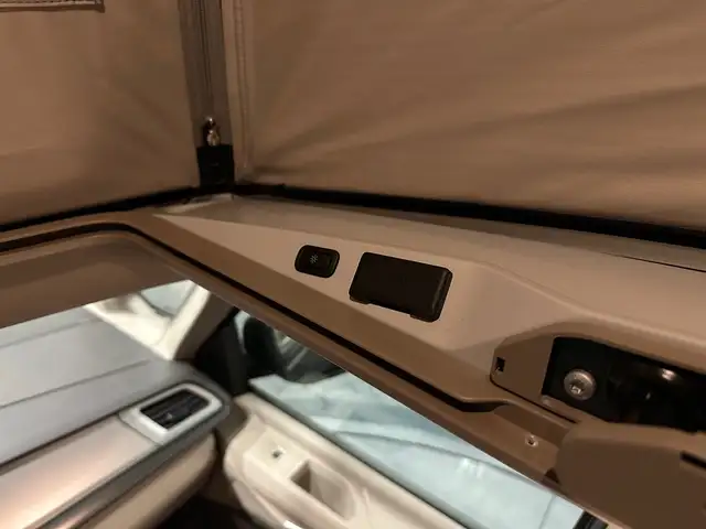 Volkswagen T7 California view 10