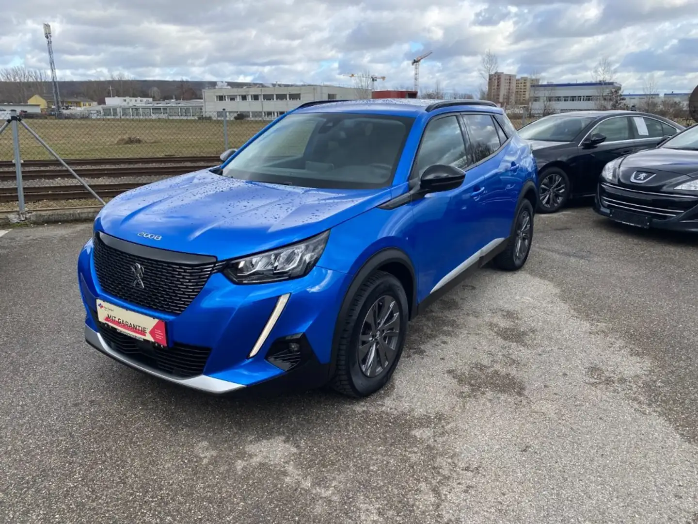 Peugeot 2008 ALLPK PT130EAT8 Blau - 1