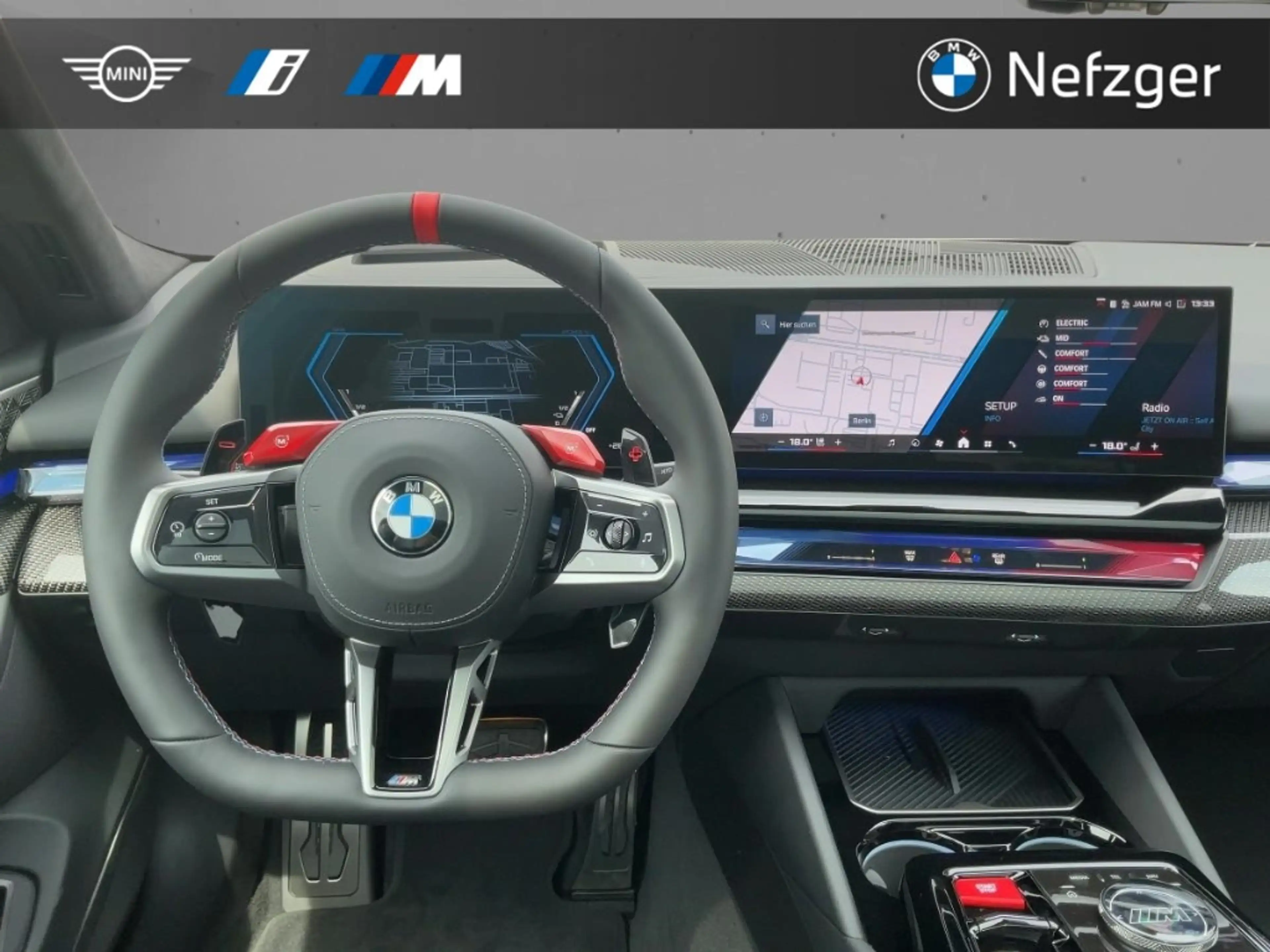 BMW M5 Touring Leder el. AHK Pano B&W HUD Memory Sitz — photo 9