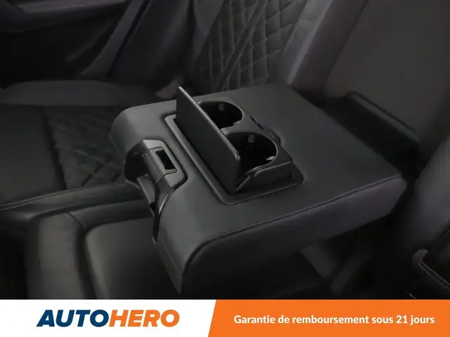 Audi Q5 view 17