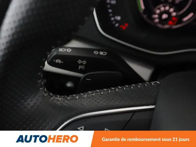 Audi Q5 view 26