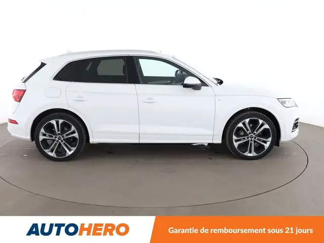 Audi Q5 view 7