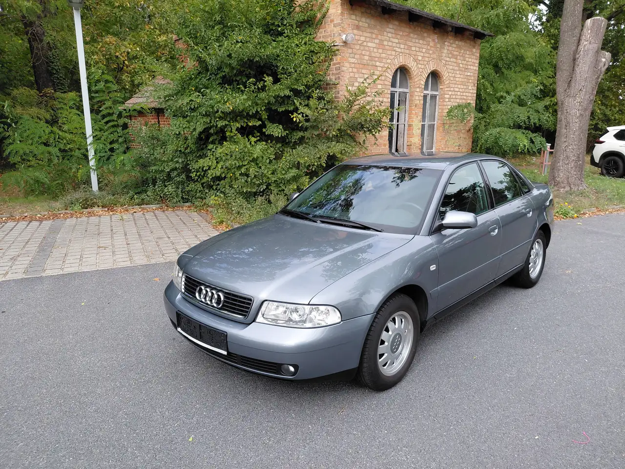 Audi A4 1.6 1. Hand unfallfrei wenig Kilometer, foto 3