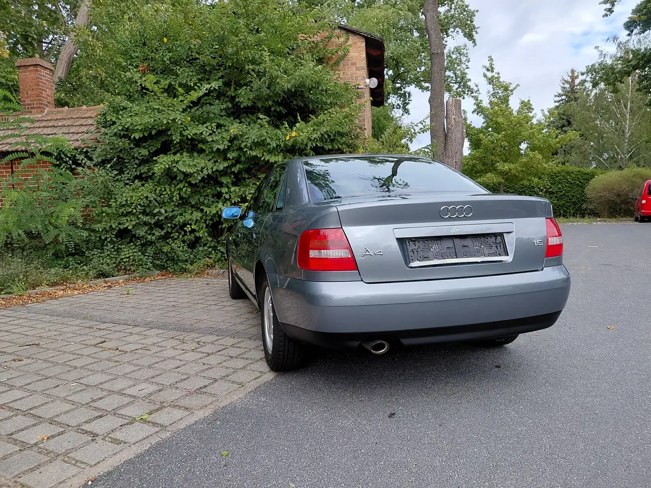 Audi A4 1.6 1. Hand unfallfrei wenig Kilometer, foto 9