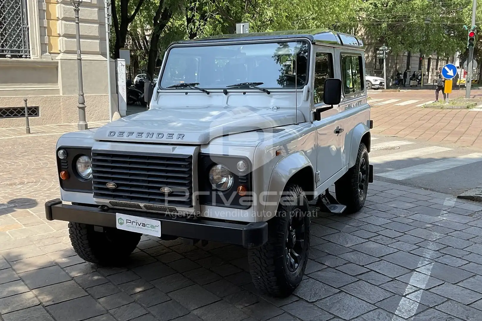 Land Rover Defender Defender 90 2.2 TD4 Station Wagon base N1 Bianco - 1