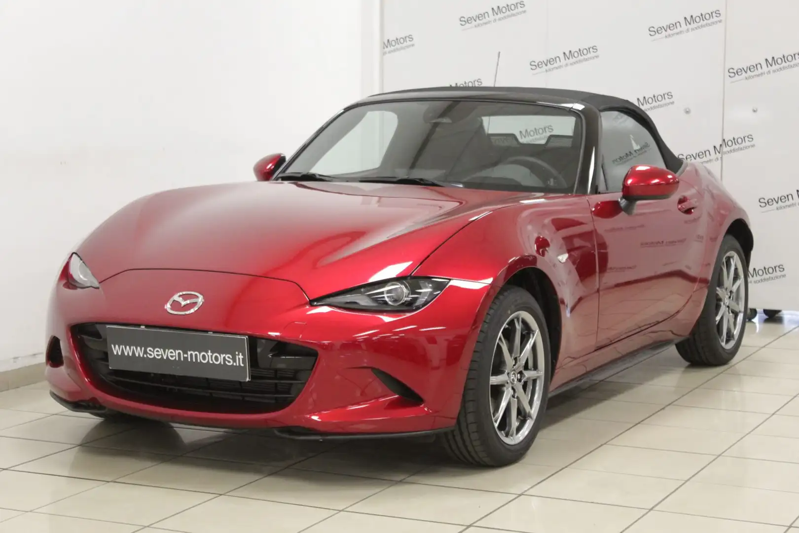 Mazda MX-5 1.5L Skyactiv-G Exclusive-Line Rood - 1