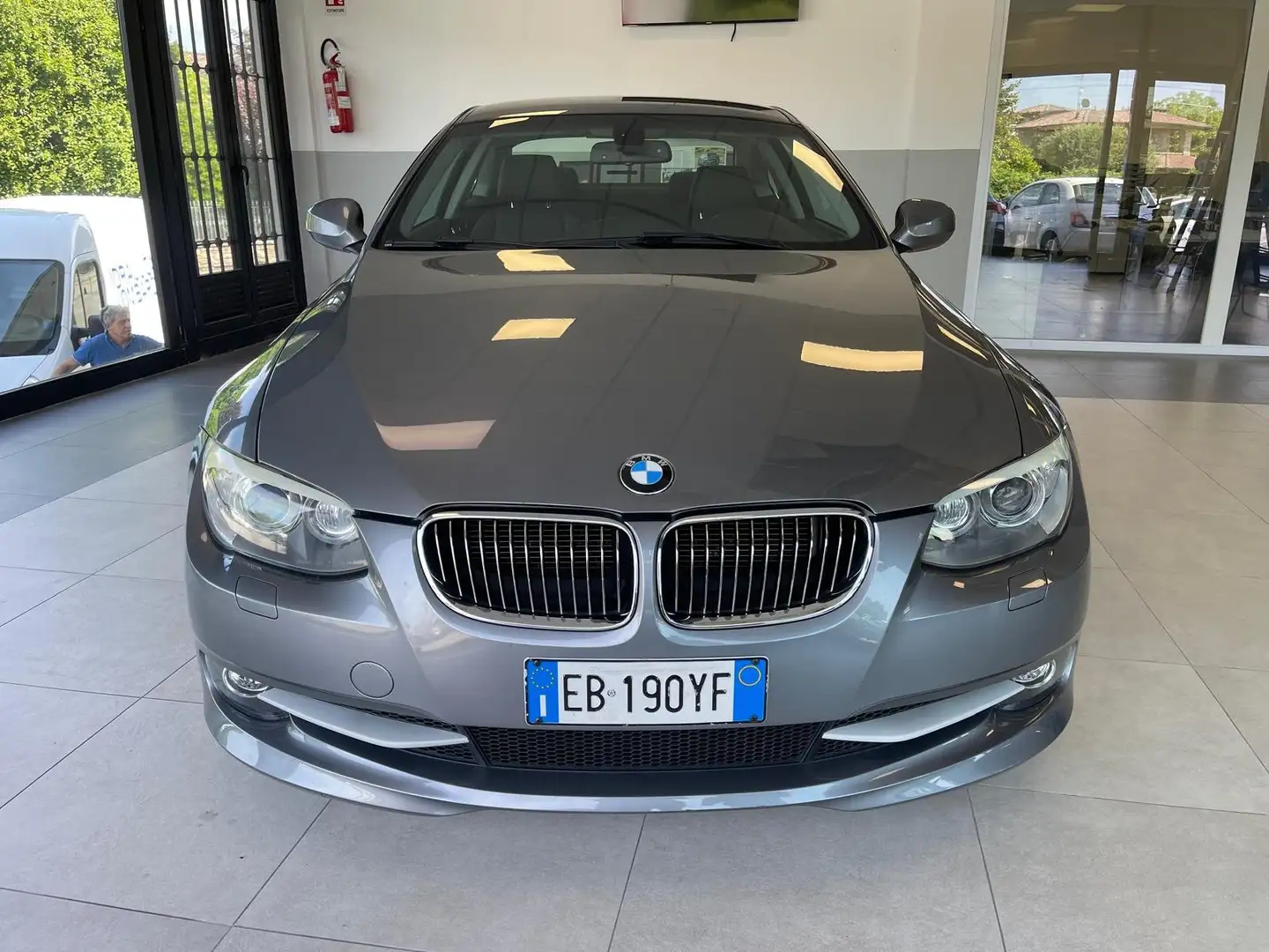 BMW 330 i Coupe xdrive Futura FL Grigio - 2