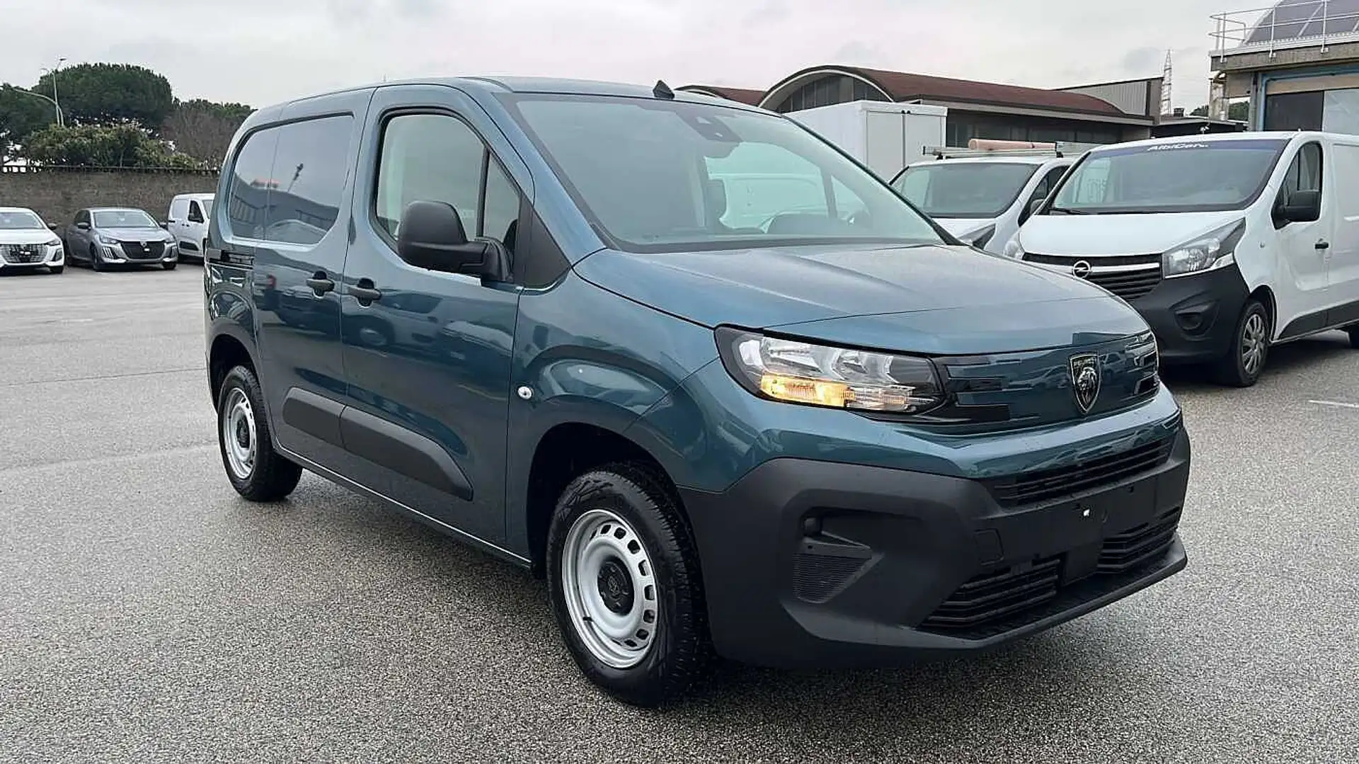 Peugeot Partner Nuovo Partner L1 1.5 BlueHDi 100 Blauw - 2