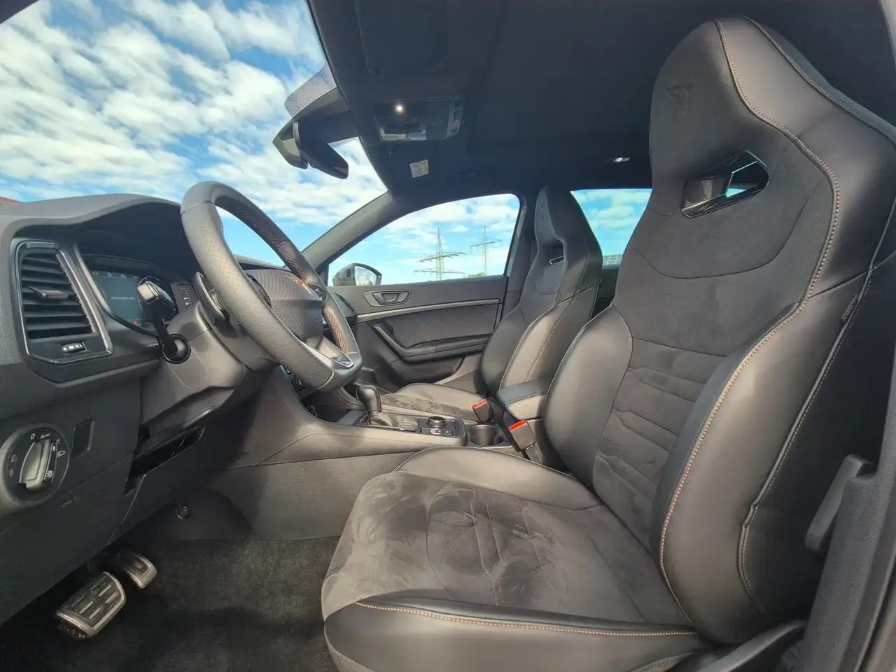 Cupra Ateca 1.5 TSI DSG PANO*DINAMICA*ACC*KAM*AHK*19", миниатюра 12