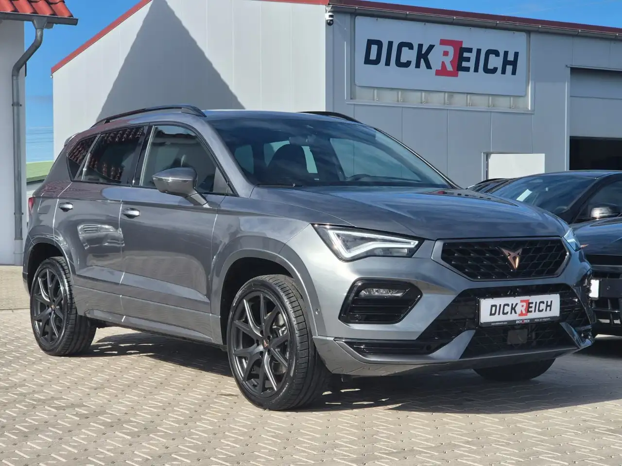 Cupra Ateca 1.5 TSI DSG PANO*DINAMICA*ACC*KAM*AHK*19", миниатюра 2