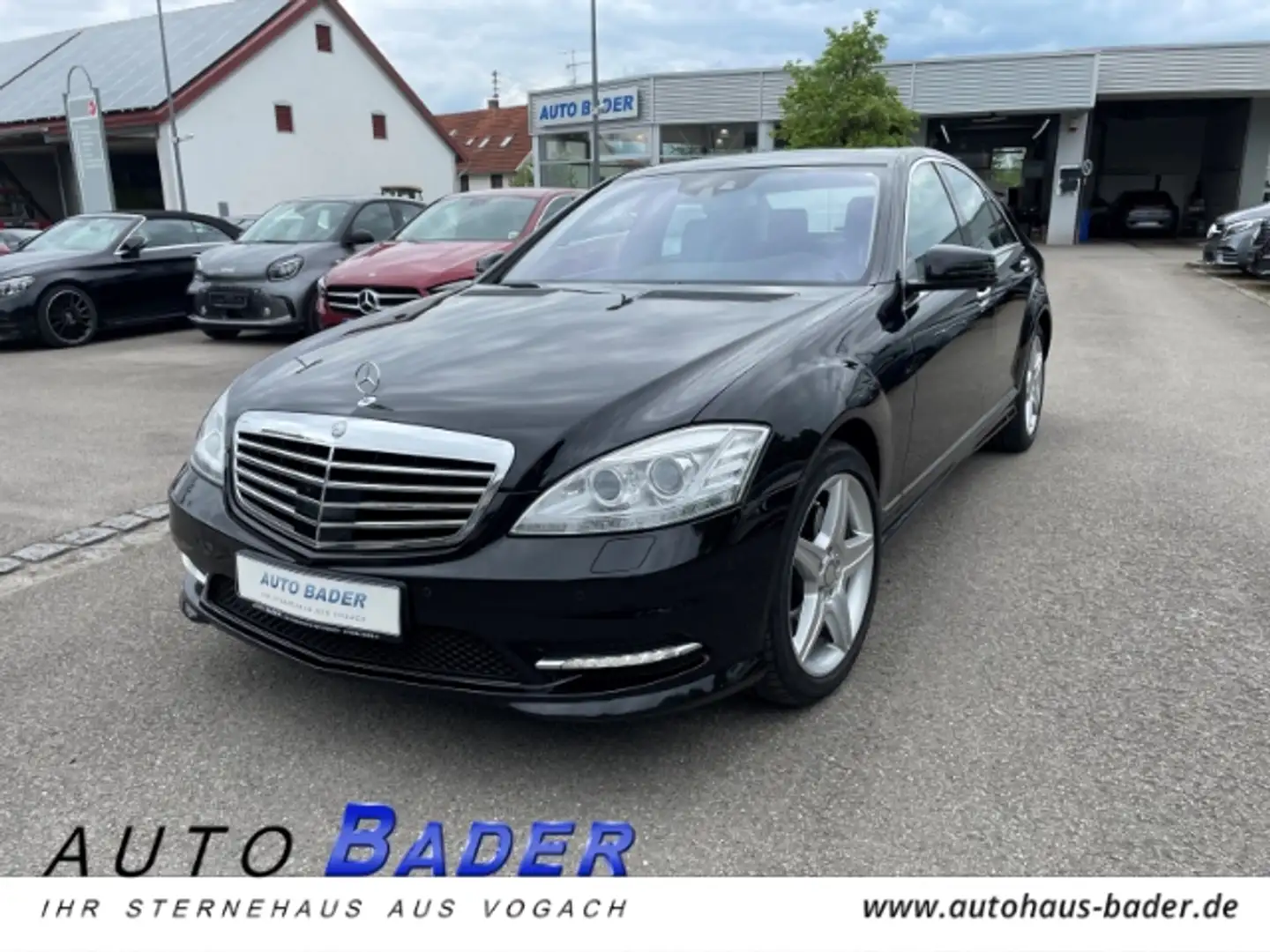 Mercedes-Benz S 350 4Matic AMG Line Sitzklima Nightvision DTR crna - 1