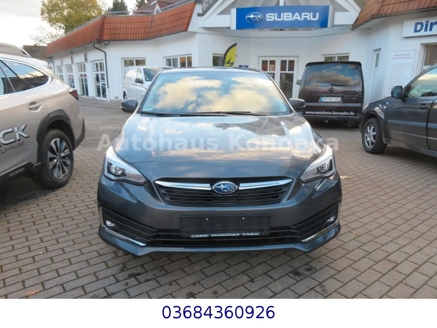 Subaru Impreza 2.0ie Platinum Lineartronic Grau - 2