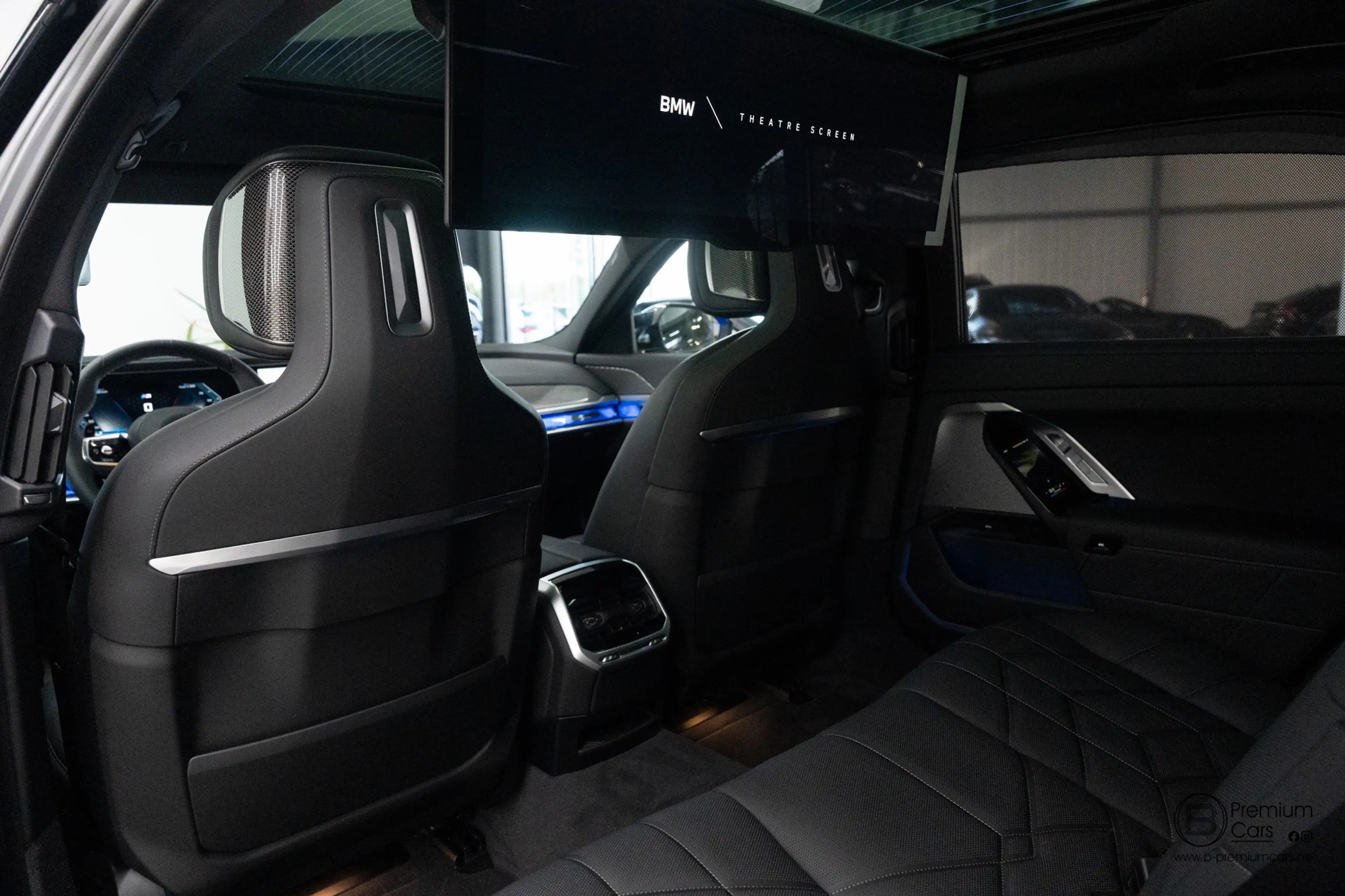 BMW 760 xDrive Individual! FULL OPTIONS! Black pack! — photo 22