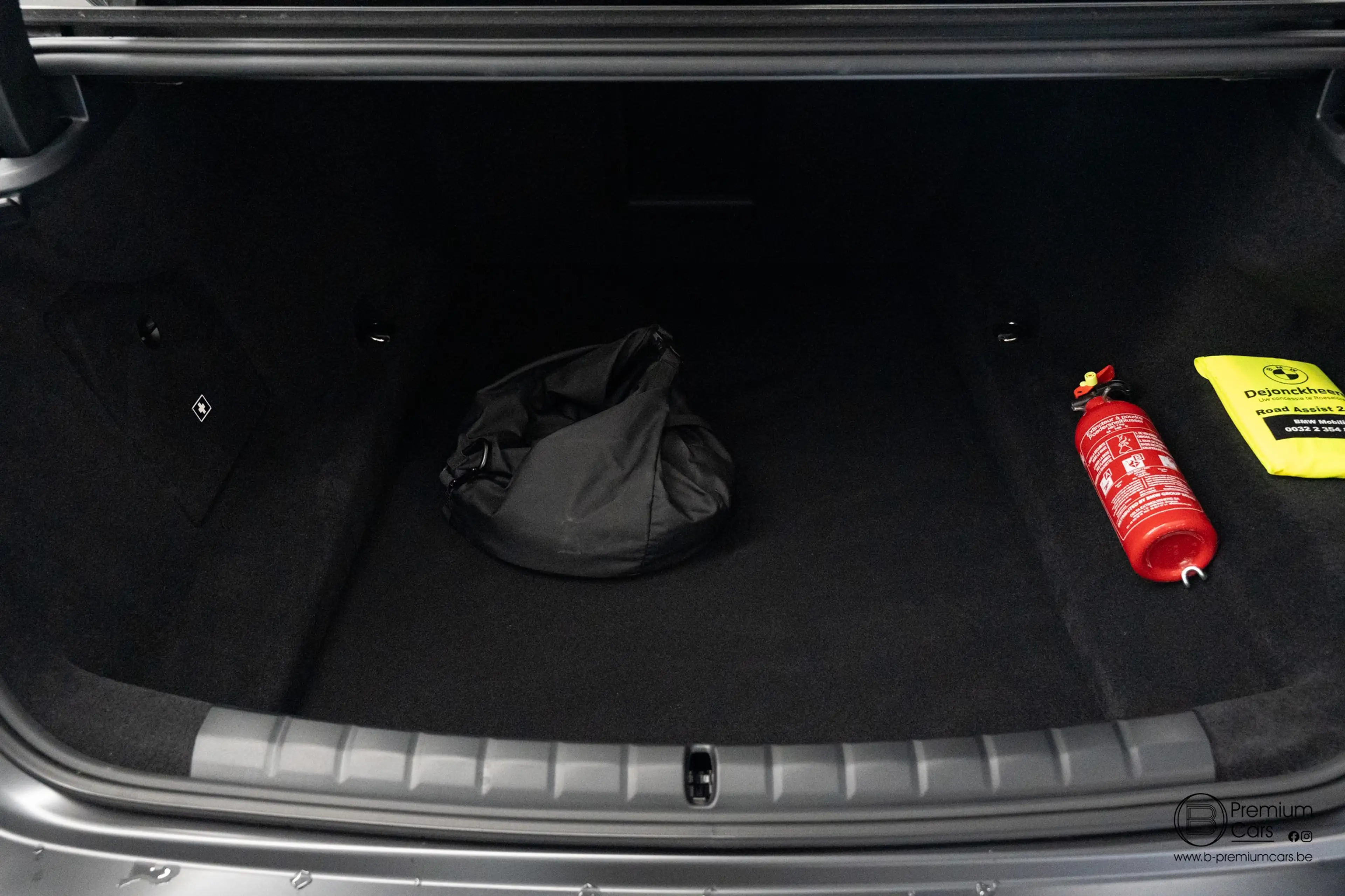 BMW 760 xDrive Individual! FULL OPTIONS! Black pack! — photo 25