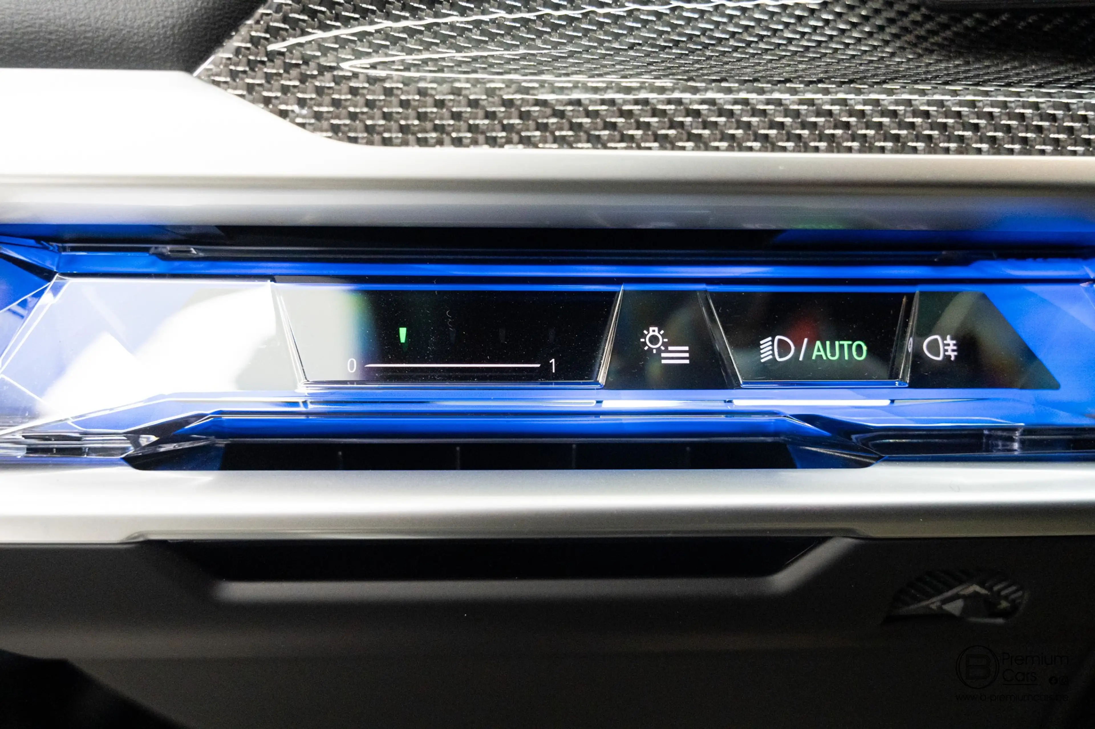 BMW 760 xDrive Individual! FULL OPTIONS! Black pack! — photo 29