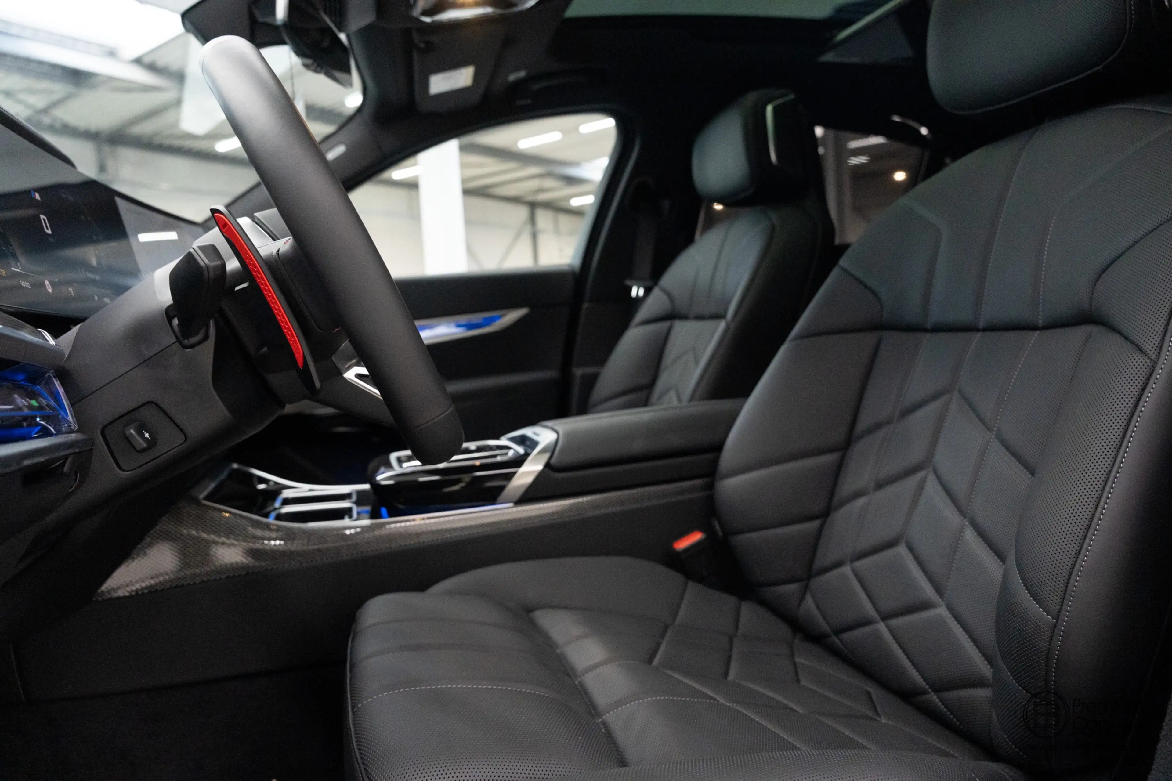 BMW 760 xDrive Individual! FULL OPTIONS! Black pack! — photo 20