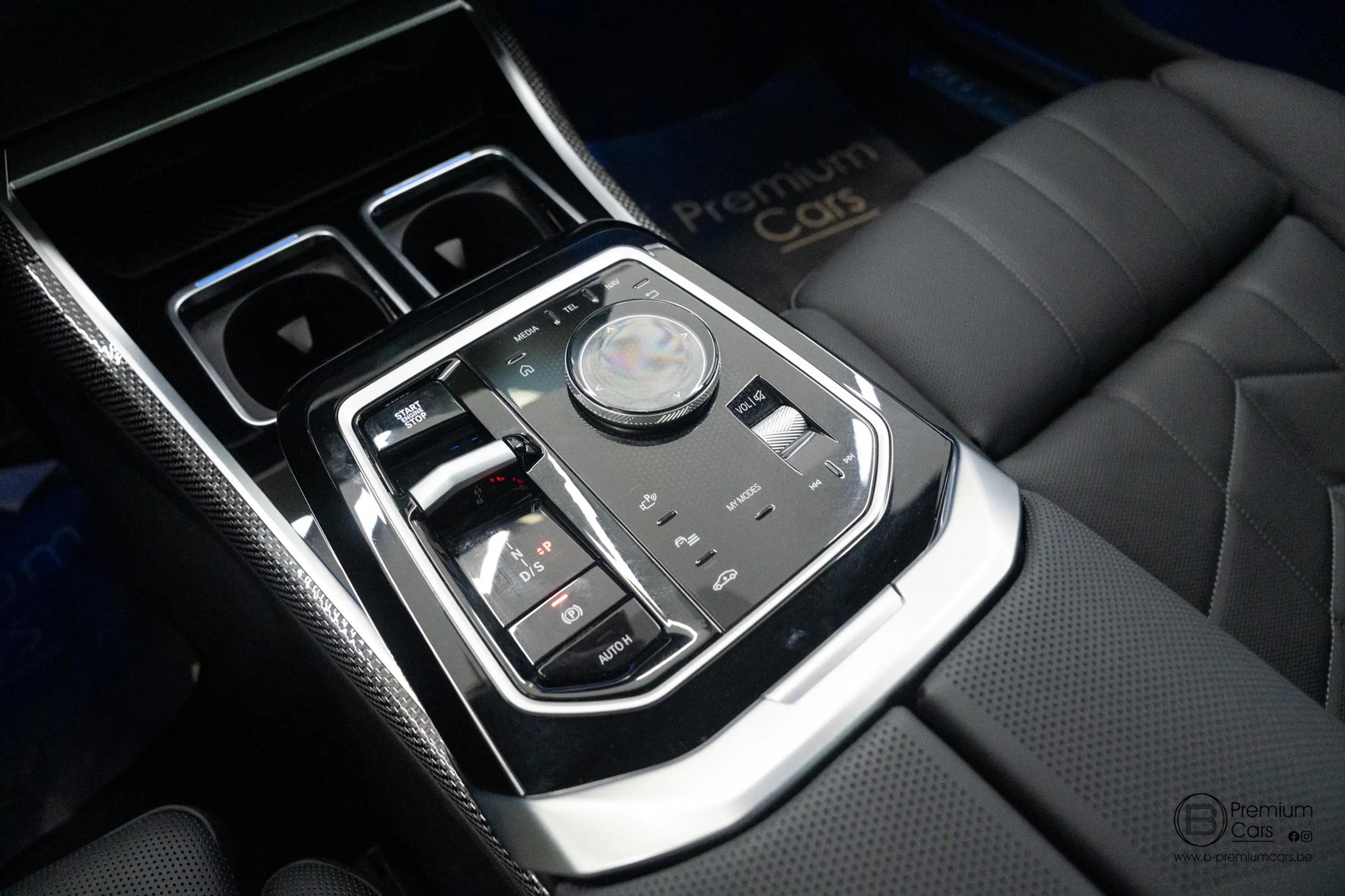 BMW 760 xDrive Individual! FULL OPTIONS! Black pack! — photo 37