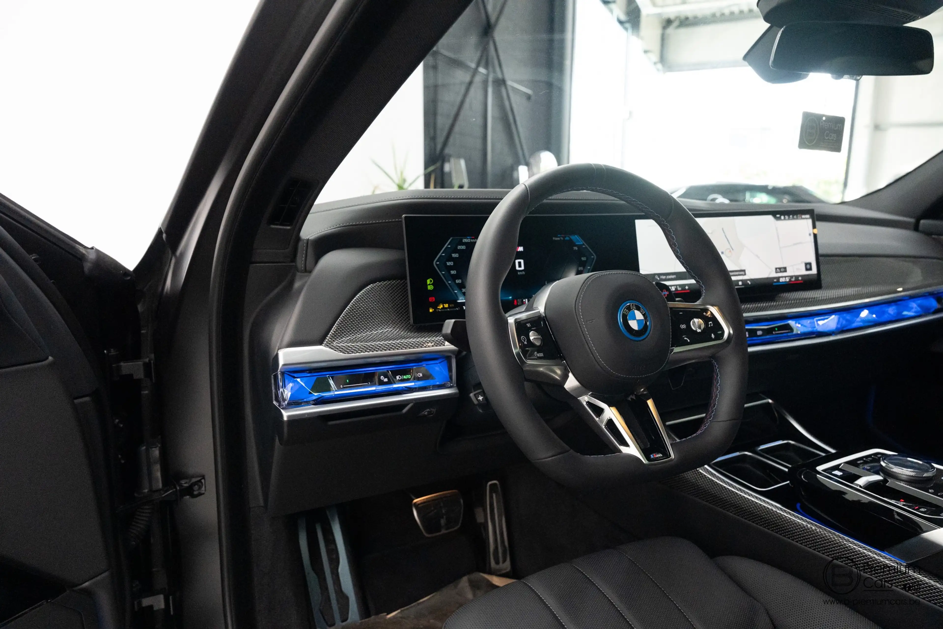 BMW 760 xDrive Individual! FULL OPTIONS! Black pack! — photo 19