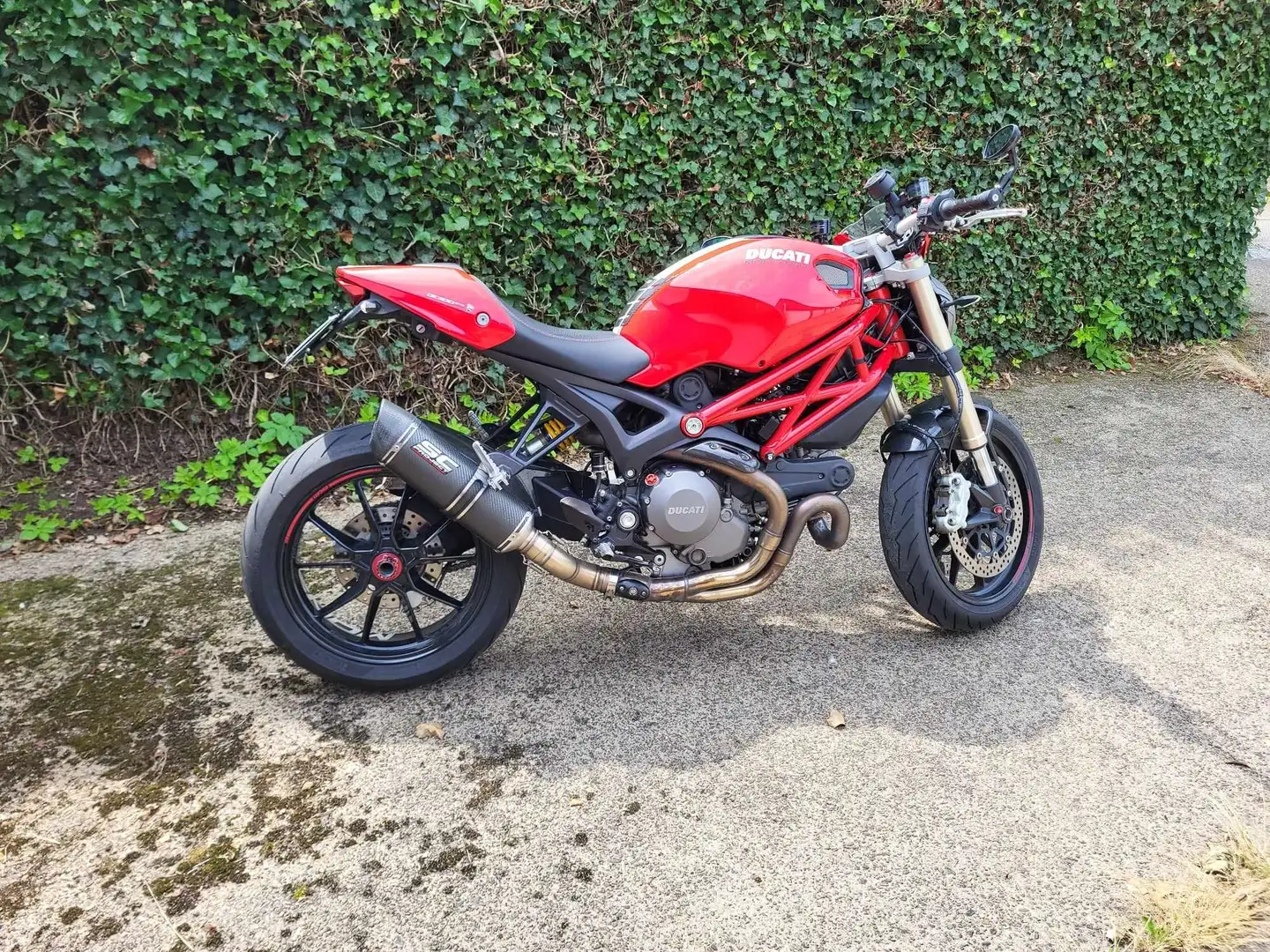Ducati Monster 1100 EVO ABS Červená - 1