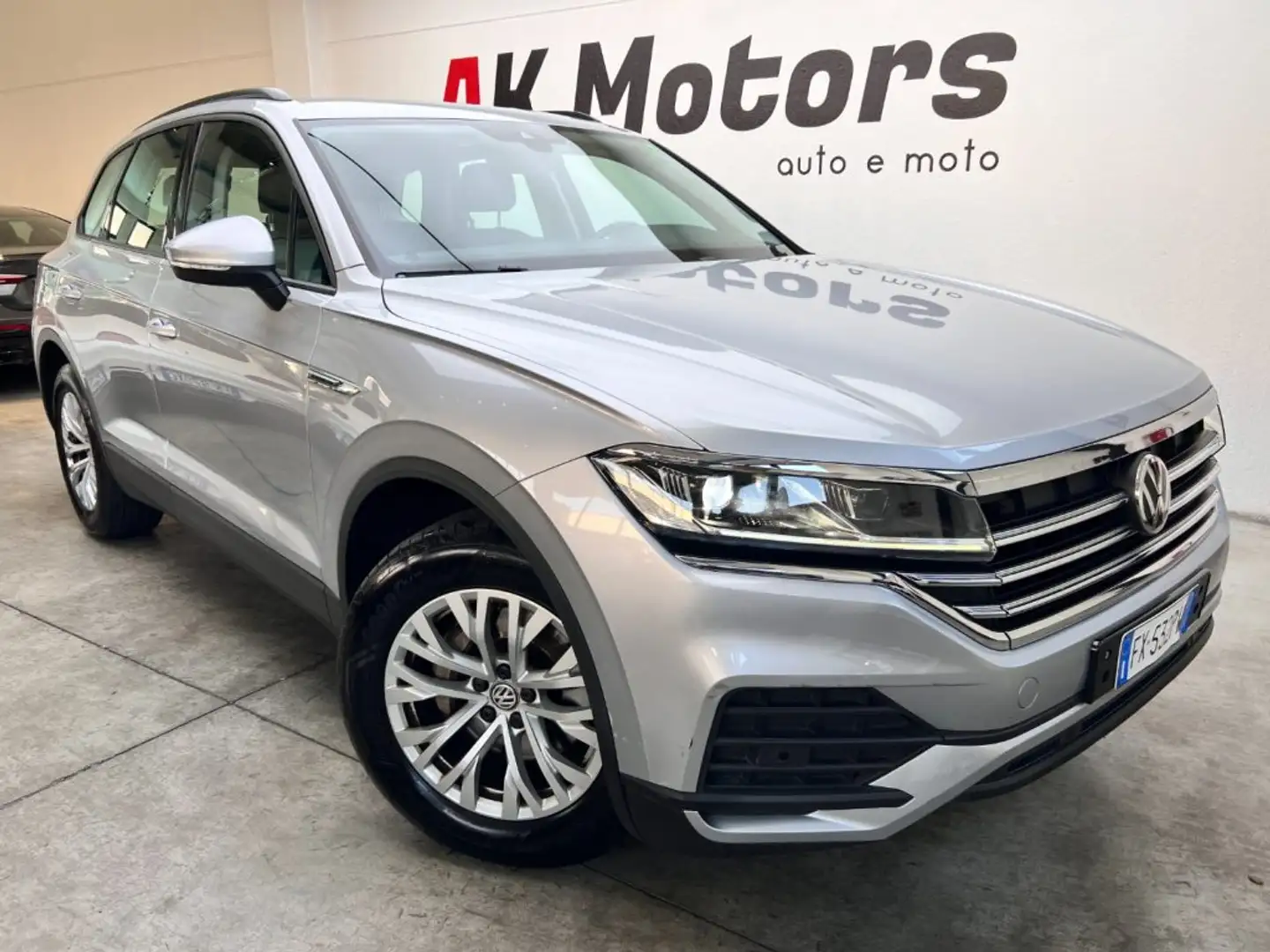 Volkswagen Touareg 3.0 V6 TDI SCR Style Argento - 1