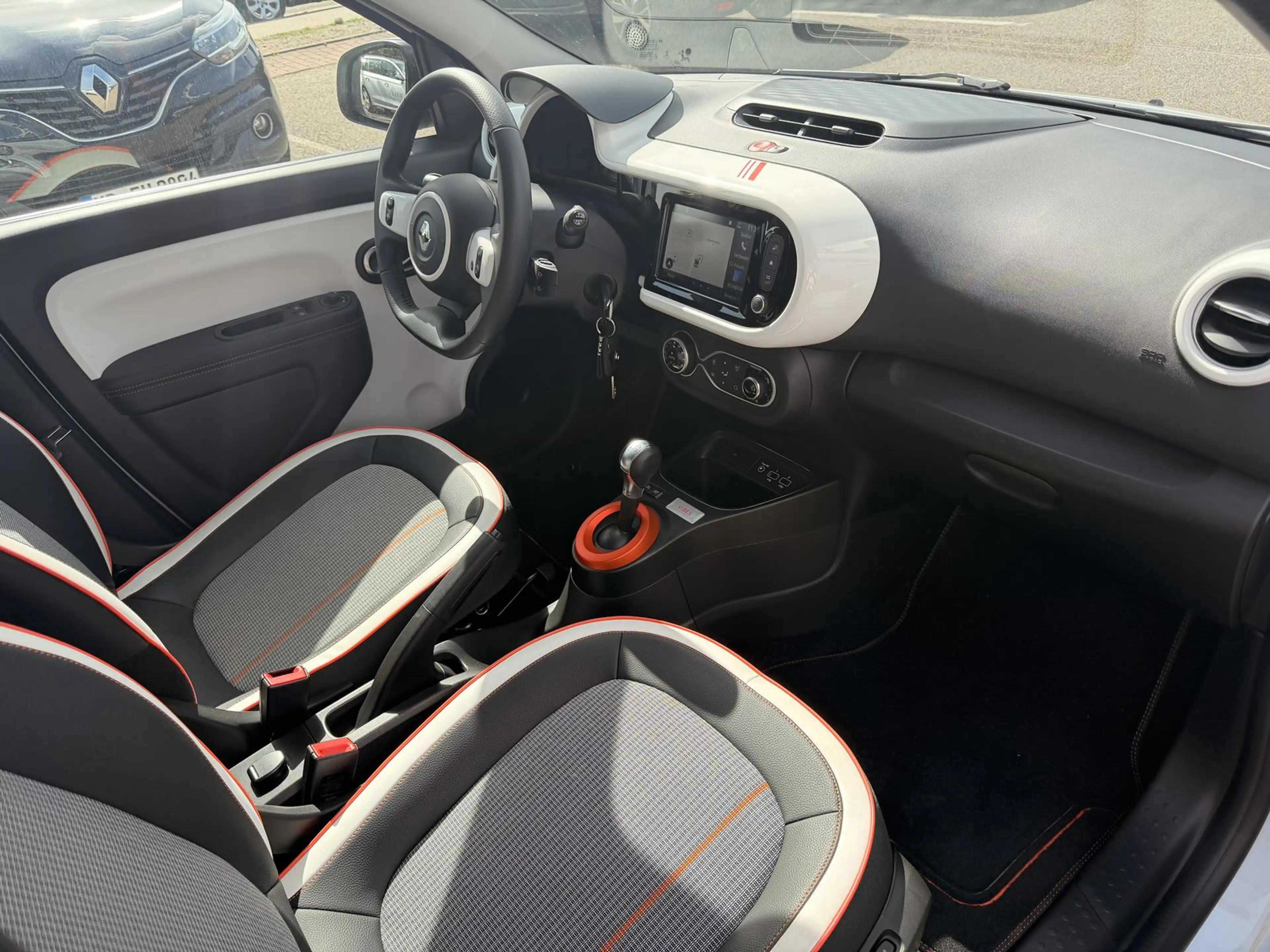 Renault Twingo Twingo Electric Vibes — photo 12