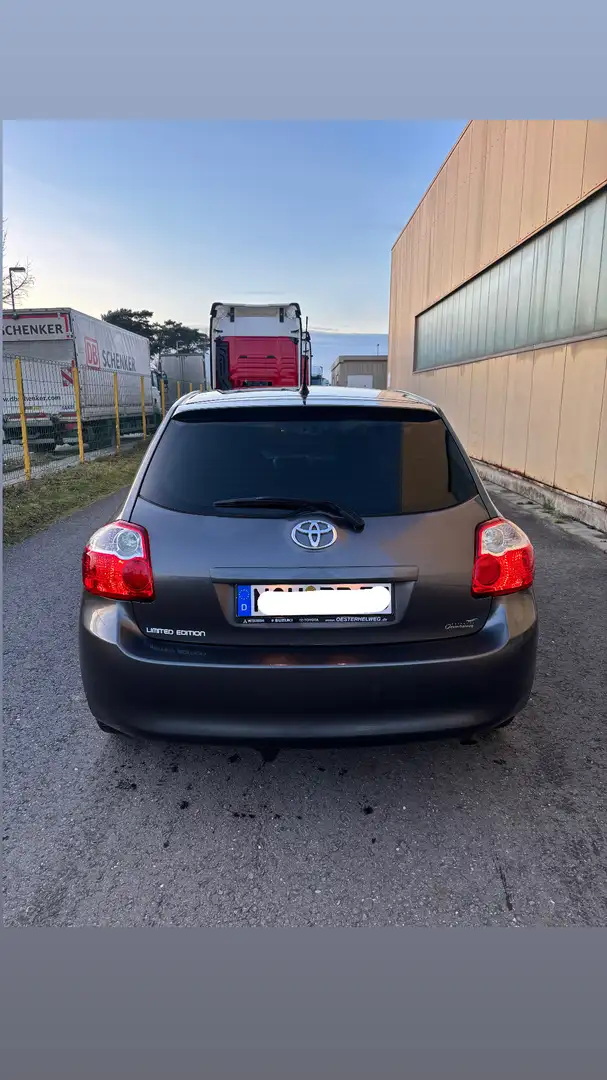 Toyota Auris 2.0 D-4D Executive - 2