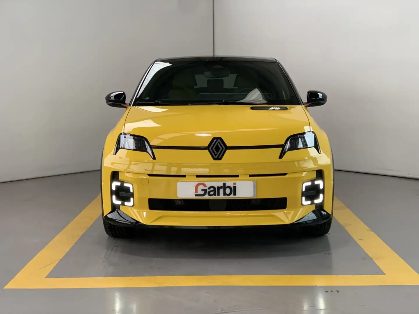 Renault Megane E-Tech 5 Iconic cinq autonomía confort 110 kW Amarillo - 2