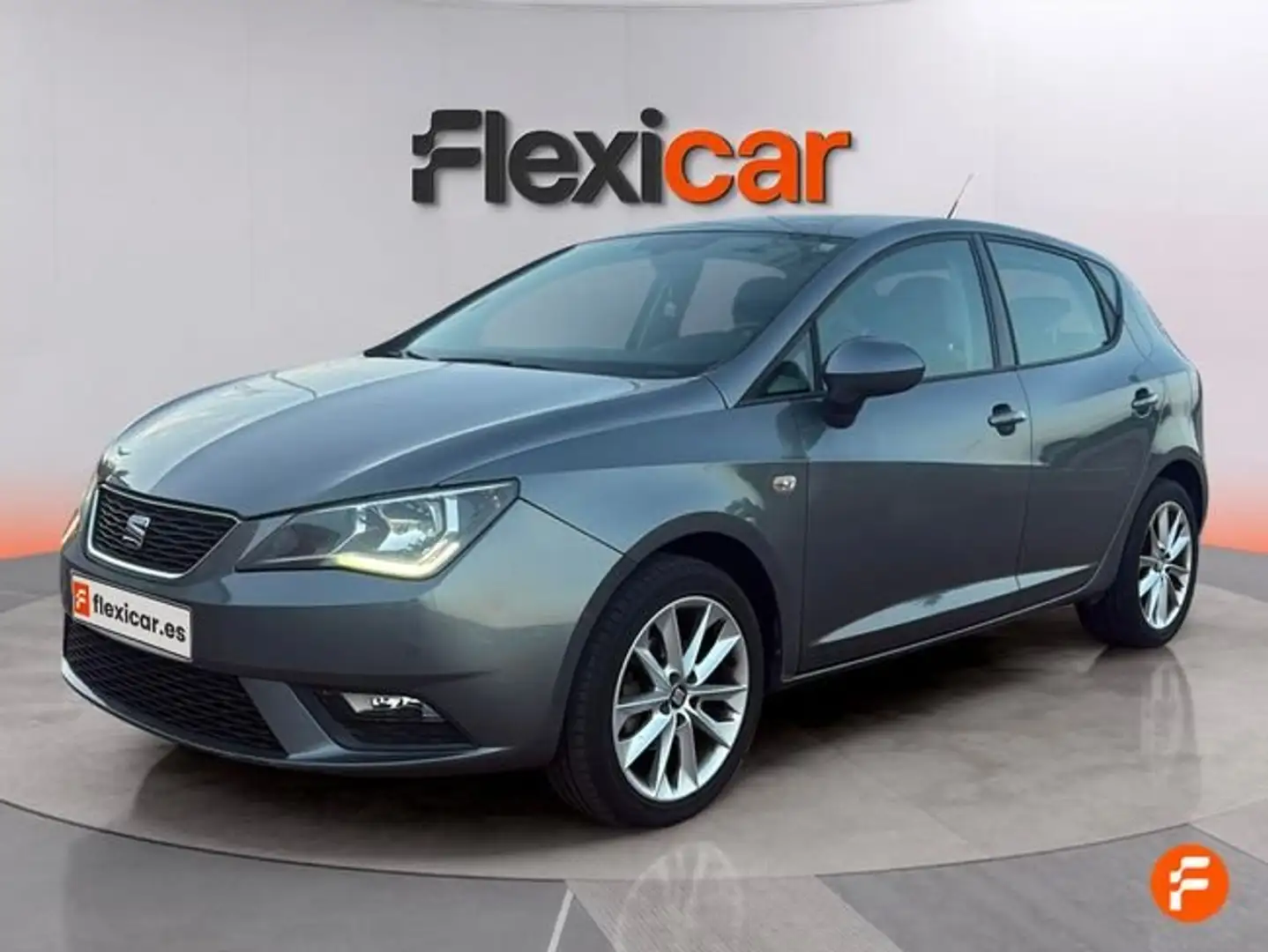 SEAT Ibiza 1.2 TSI 90cv Reference Connect Gris - 2