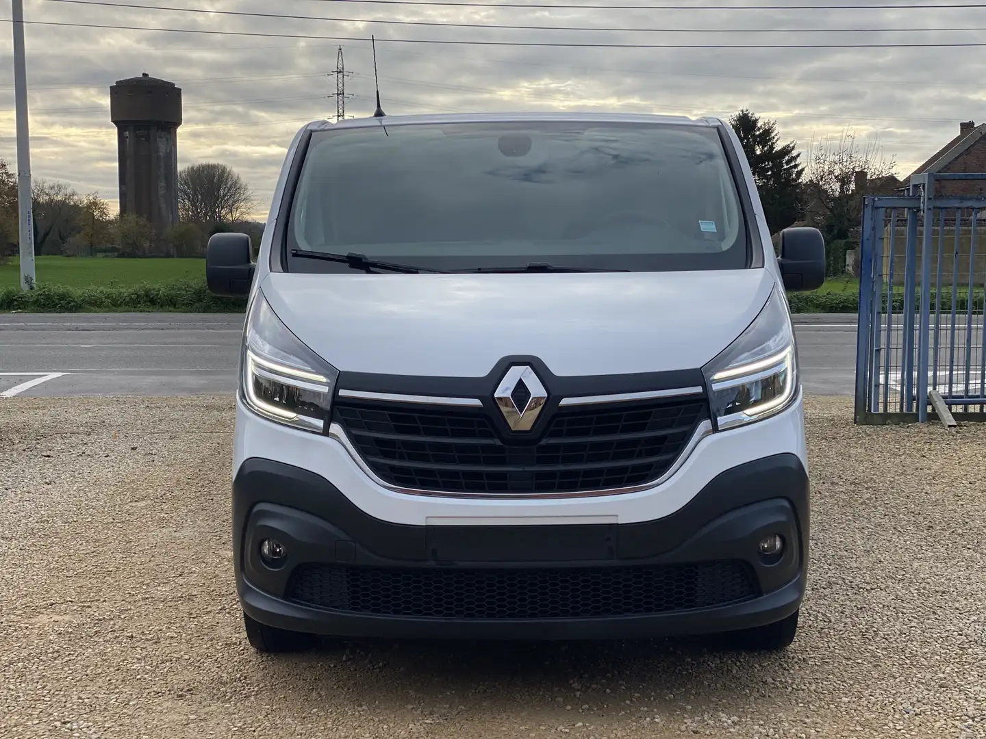 Renault Trafic 2.0 dCi L2H1 Blanc - 2