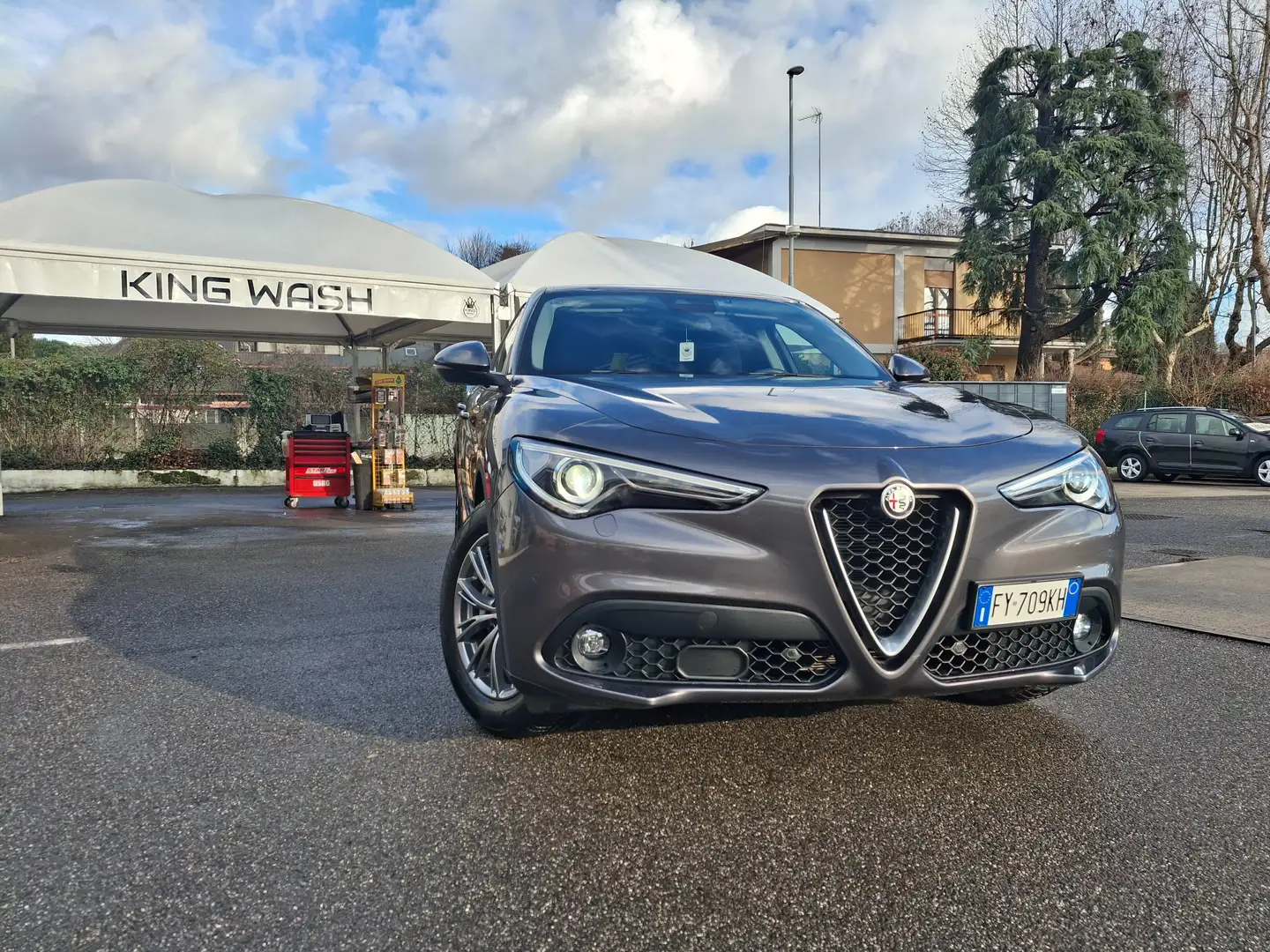 Alfa Romeo Stelvio Stelvio 2.2 t Business rwd 160cv auto my19 Grijs - 1