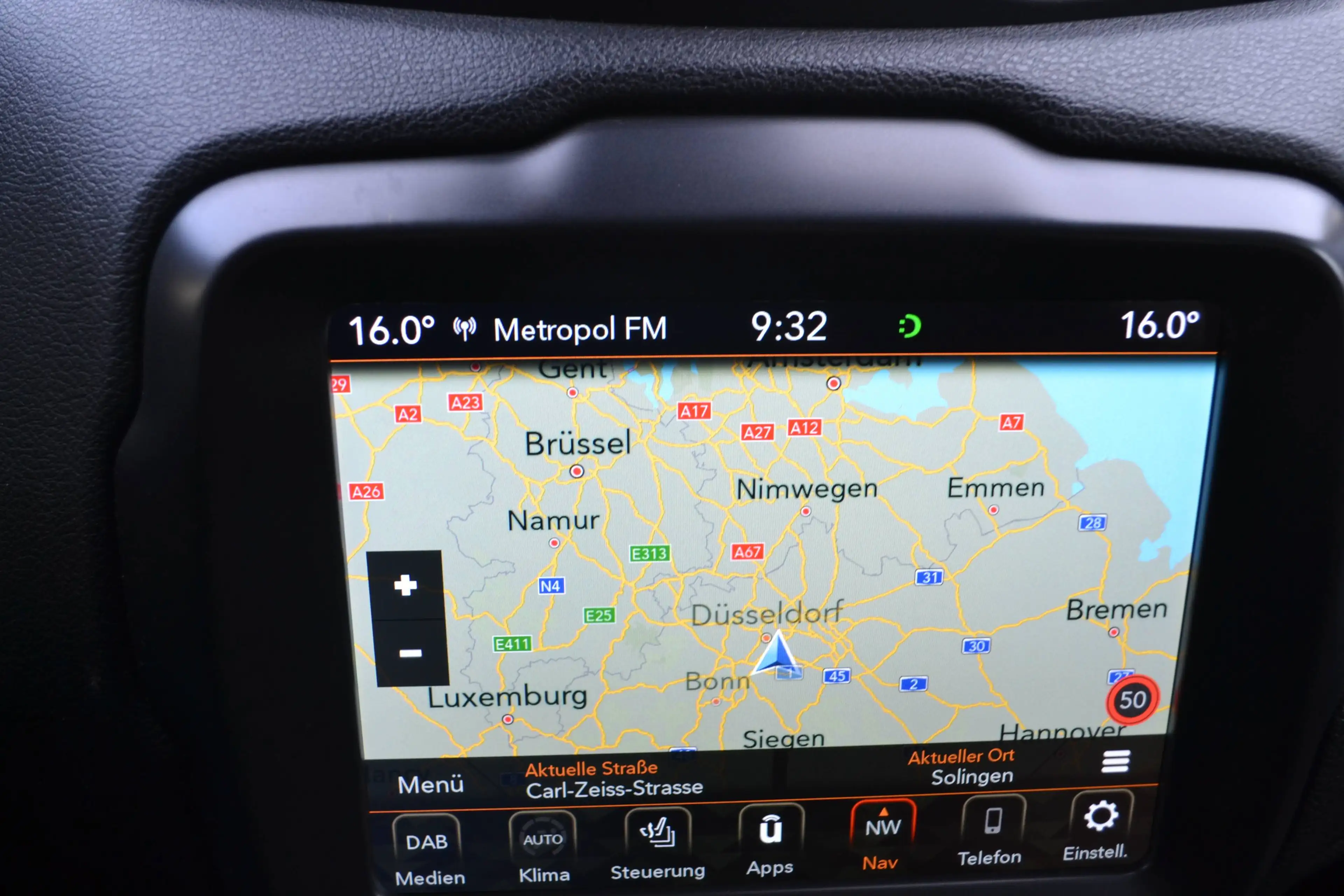 Jeep Renegade 2.0 D Limited 4WD 1.HAND*AUTOMATIK*KAMERA*KEYLESS&Go*NAVIGATION* — photo 10