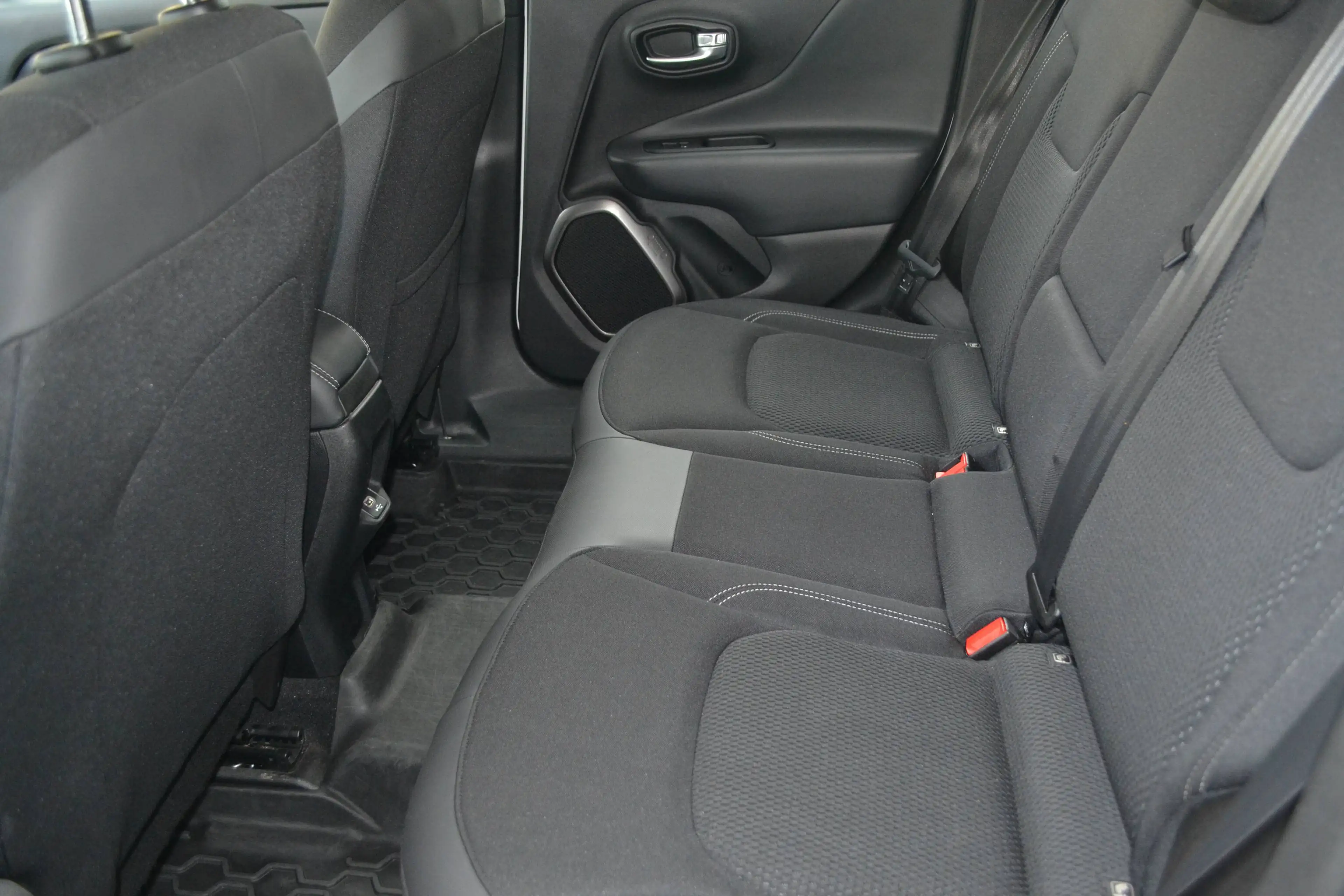 Jeep Renegade 2.0 D Limited 4WD 1.HAND*AUTOMATIK*KAMERA*KEYLESS&Go*NAVIGATION* — photo 14