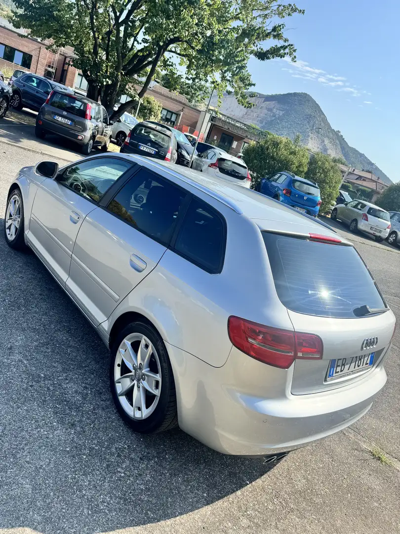 Audi A3 5p 1.9 tdi Ambiente 110cv auto - 2