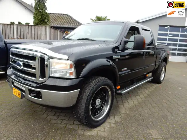 Ford F 250 V8 Powerstroke turbo diesel FX4