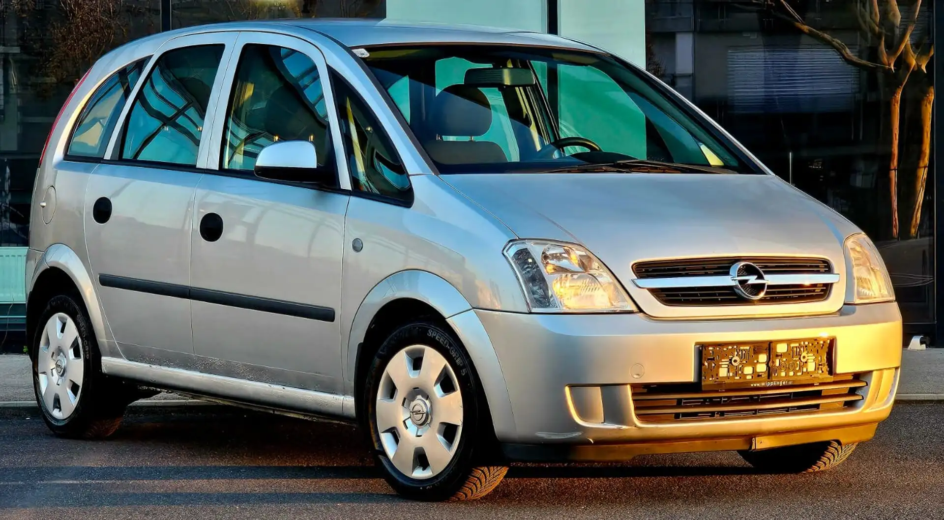 Opel Meriva 1,4 16V Enjoy"""NEUES PICKERL"""NEUES SERVICE""" Argento - 1