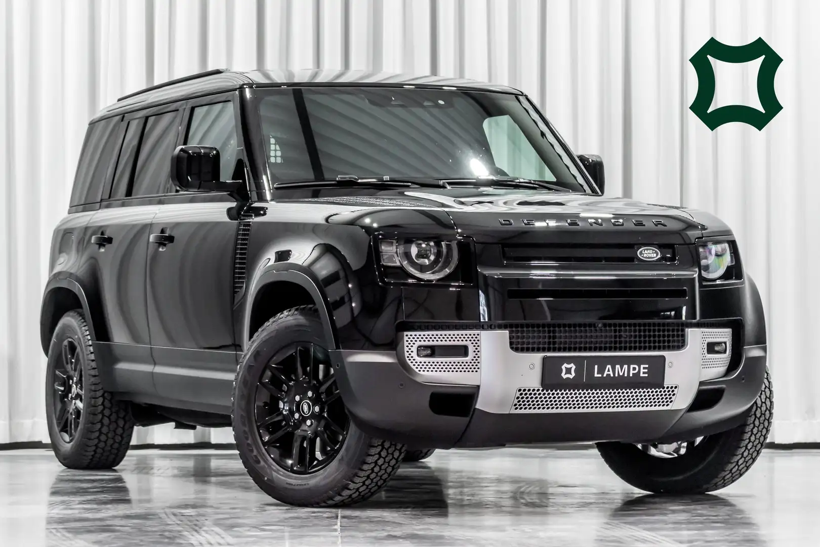 Land Rover Defender 110 D250 S Hard Top Lichte Vracht 3-Zit Trekhaak Nero - 1