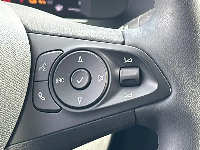 Opel Corsa view 13