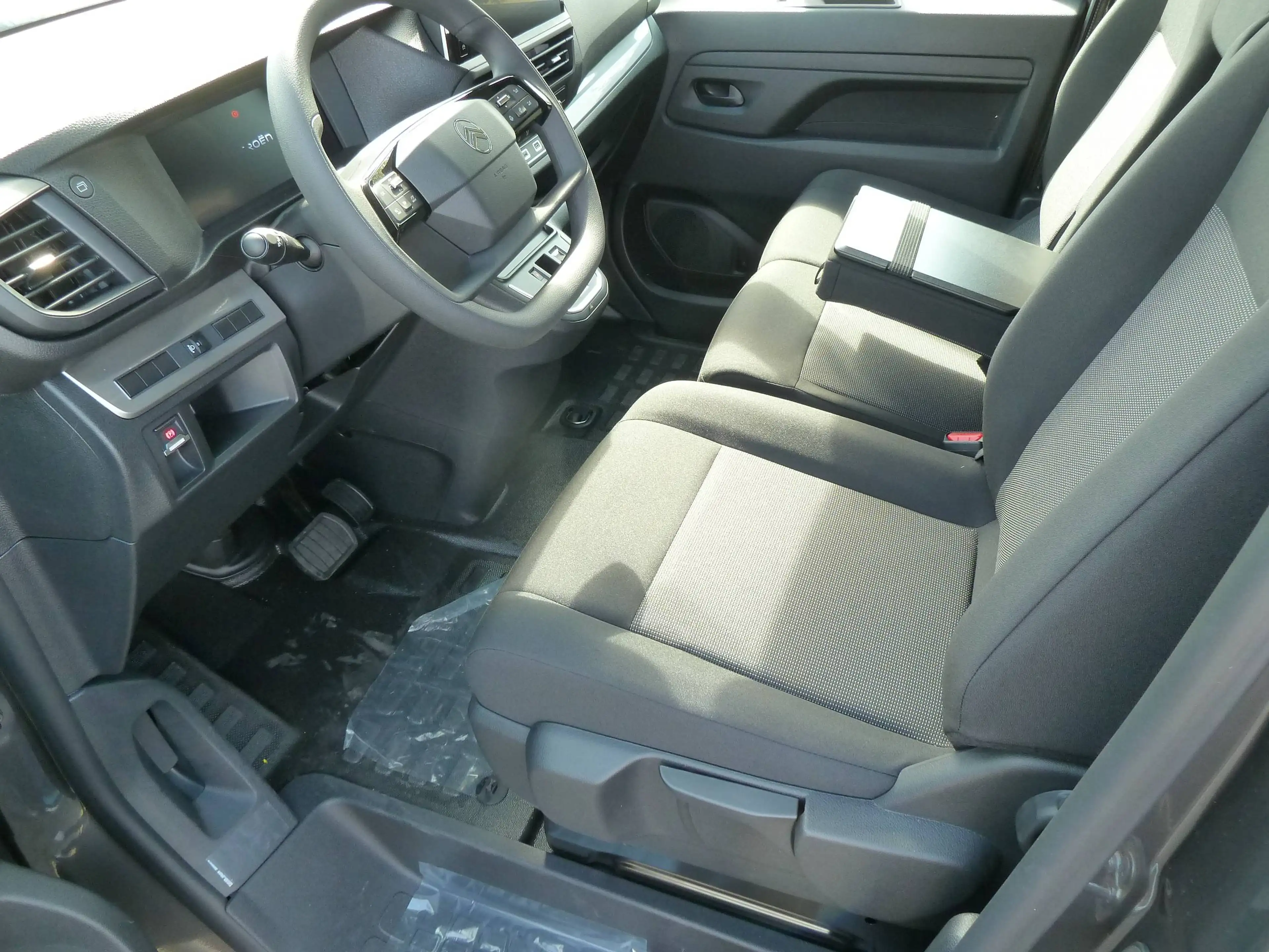 Citroen Jumpy M (L2) — photo 12