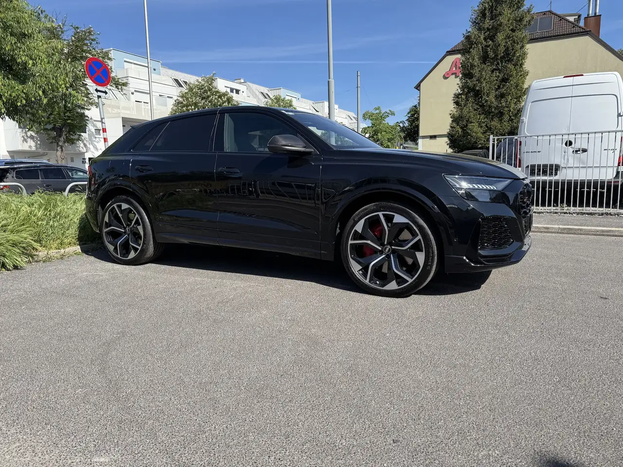 Audi RS Q8 MATRIX*PANO*RS-AGA*B&O*HEAD-UP*360°