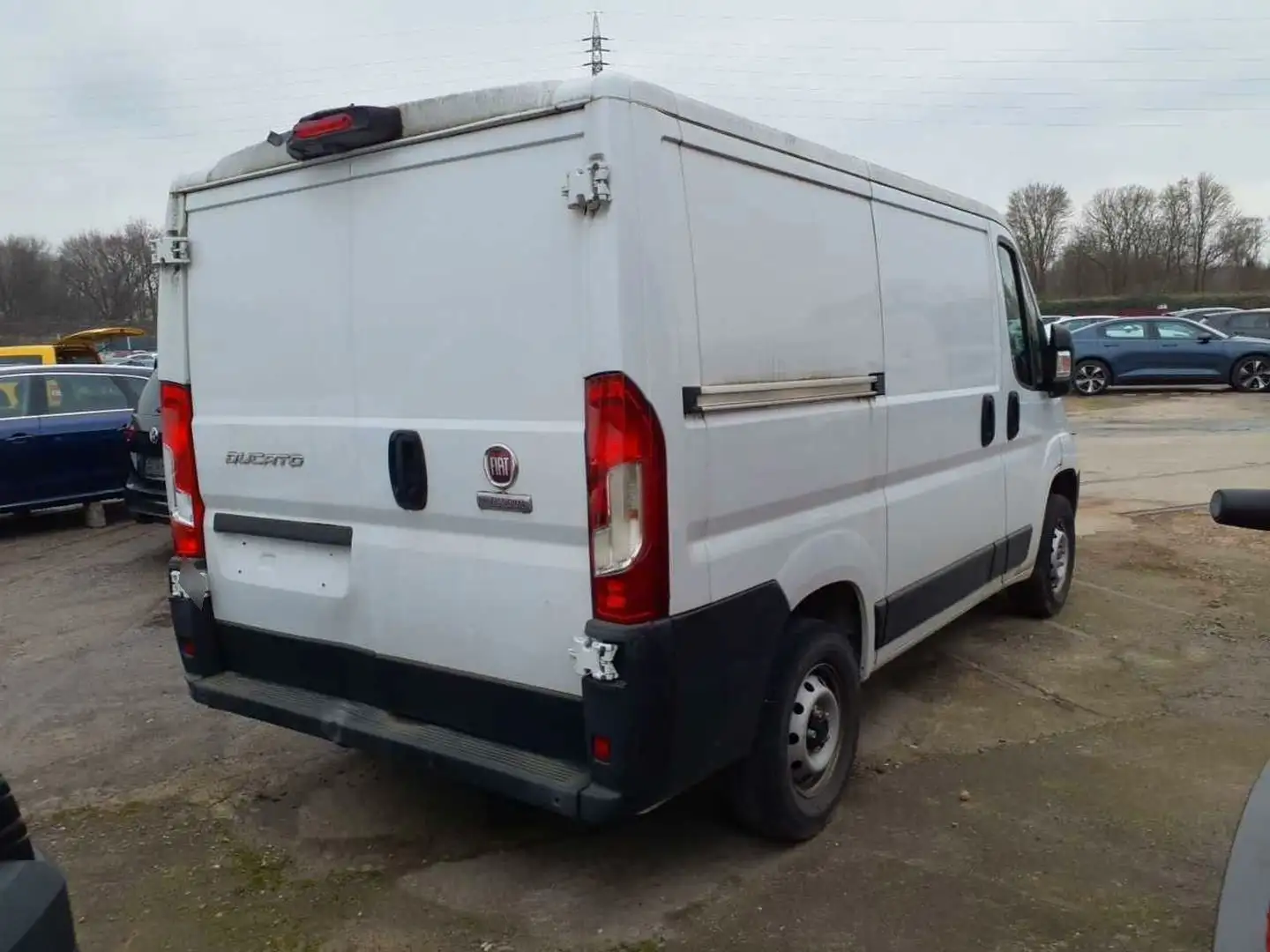 Fiat Ducato L1H1 Werksgarantie wenig km läuft kurz Blanc - 2