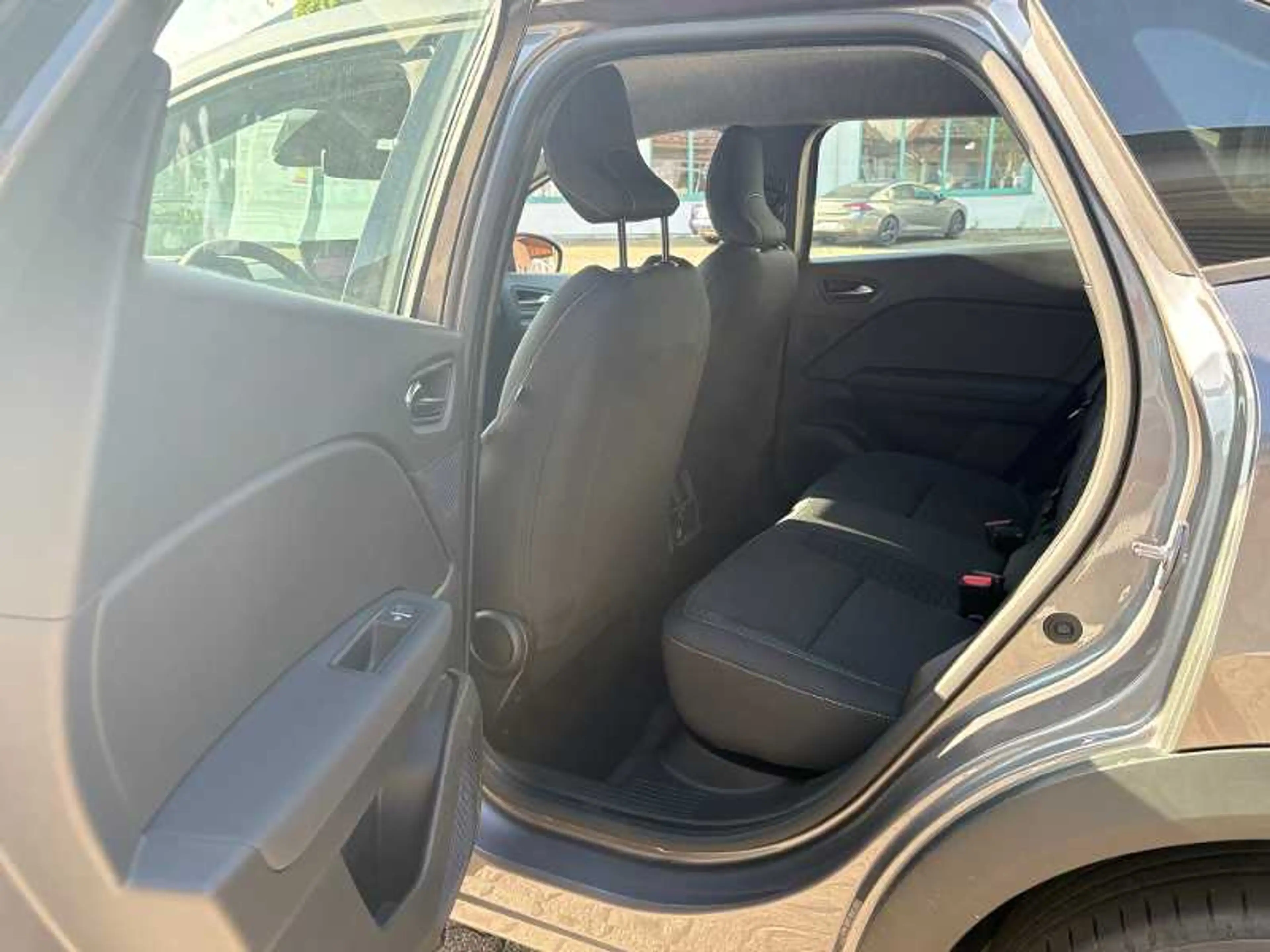 Mitsubishi Grandis Diamant PLUS 1.3 T-Benziner 7-DCT — photo 6