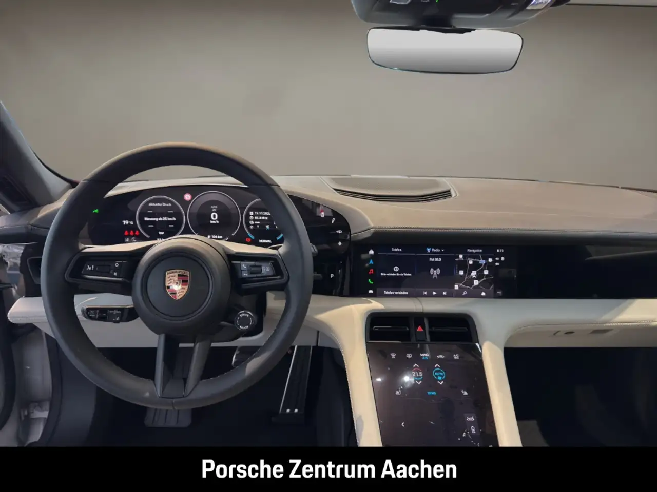 Porsche Taycan Sport Turismo Black Edition 4