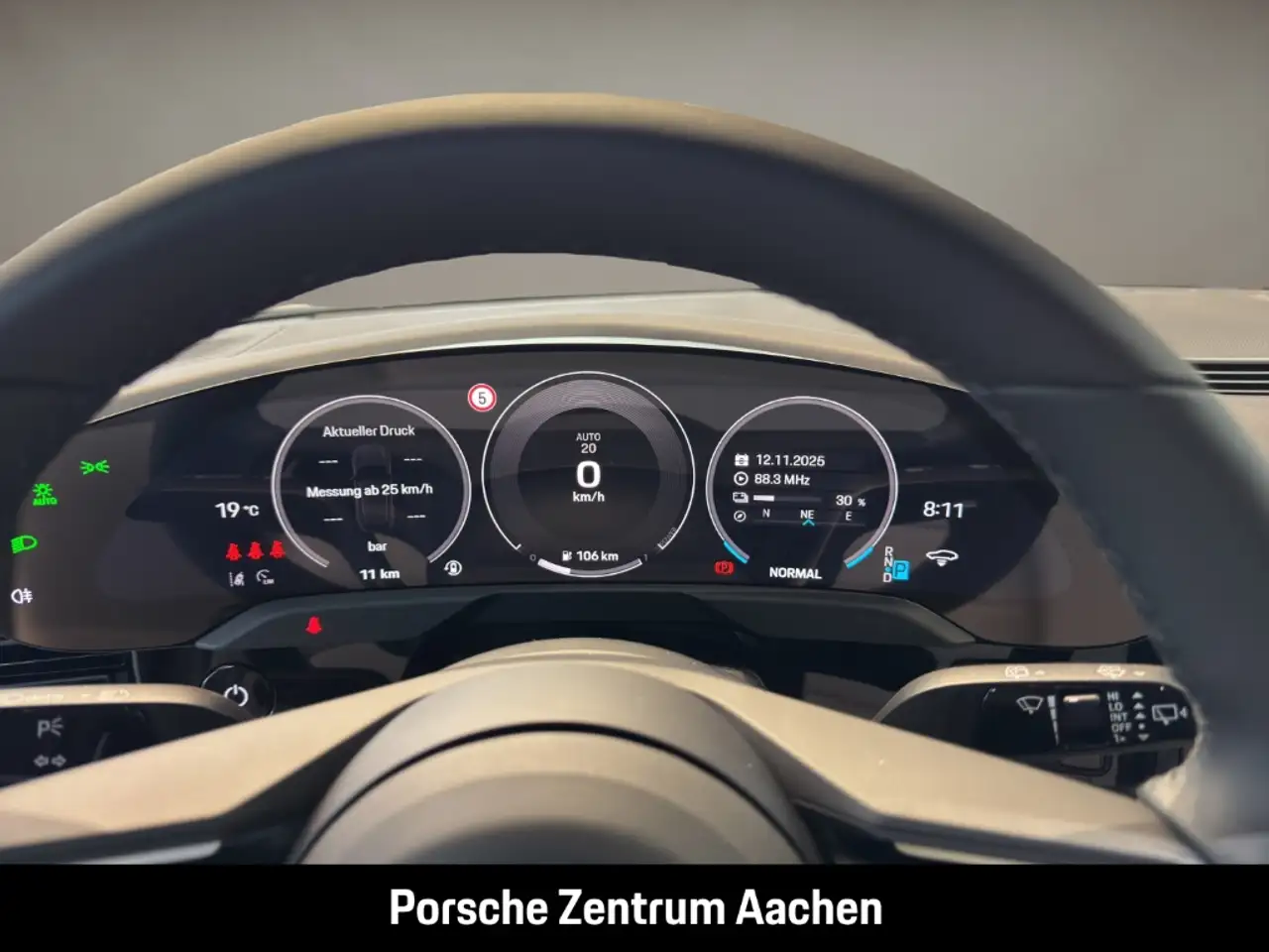 Porsche Taycan Sport Turismo Black Edition 15