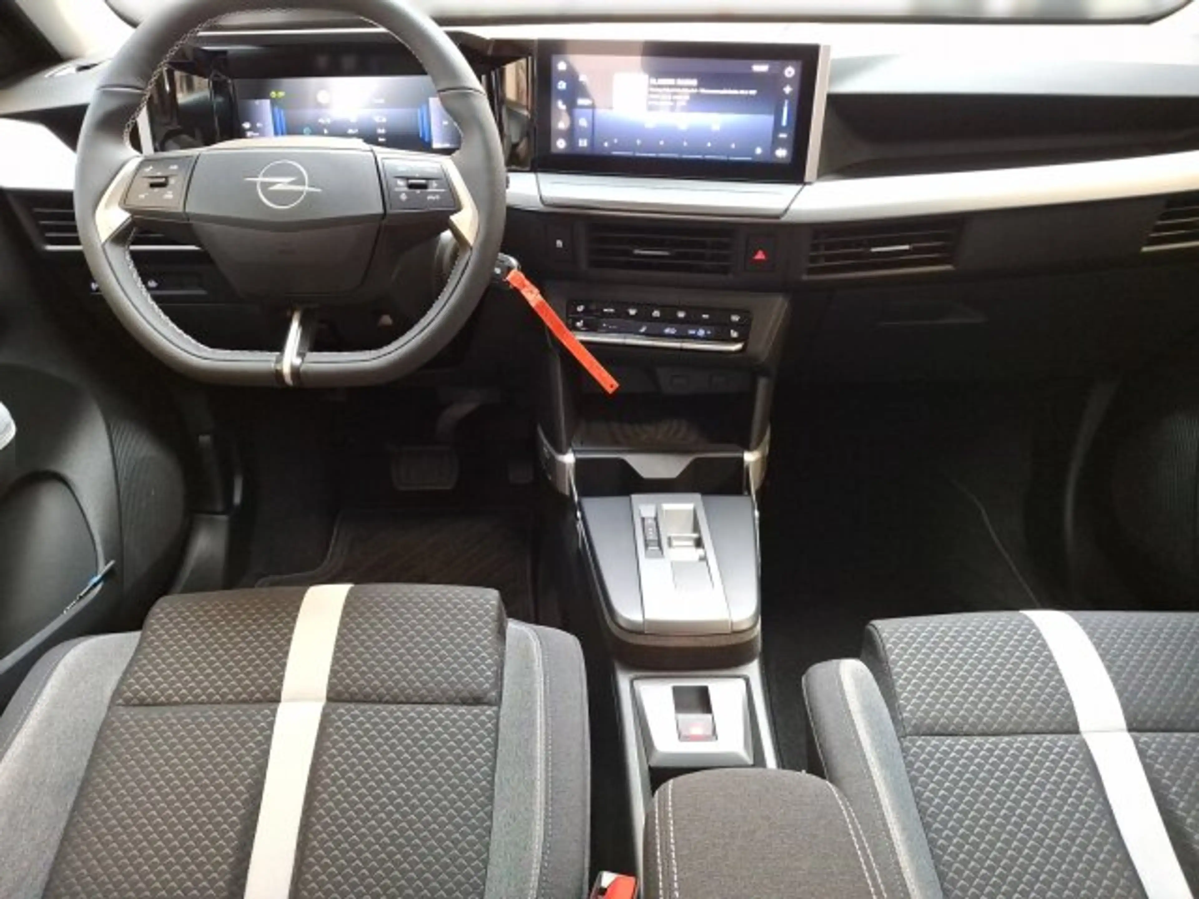 Opel Frontera Frontera 1.2 MHEV GS 7 Sitzer +FSH+Kamera+LHZ+ — photo 9