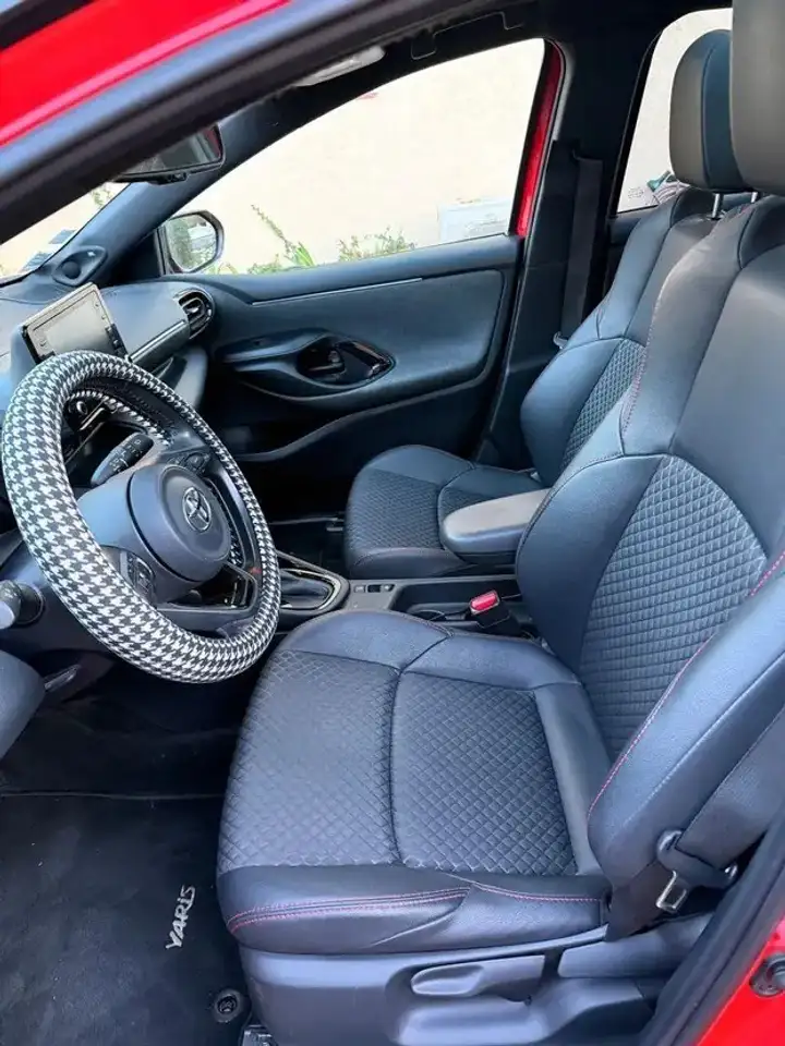 Toyota Yaris Yaris — photo 8